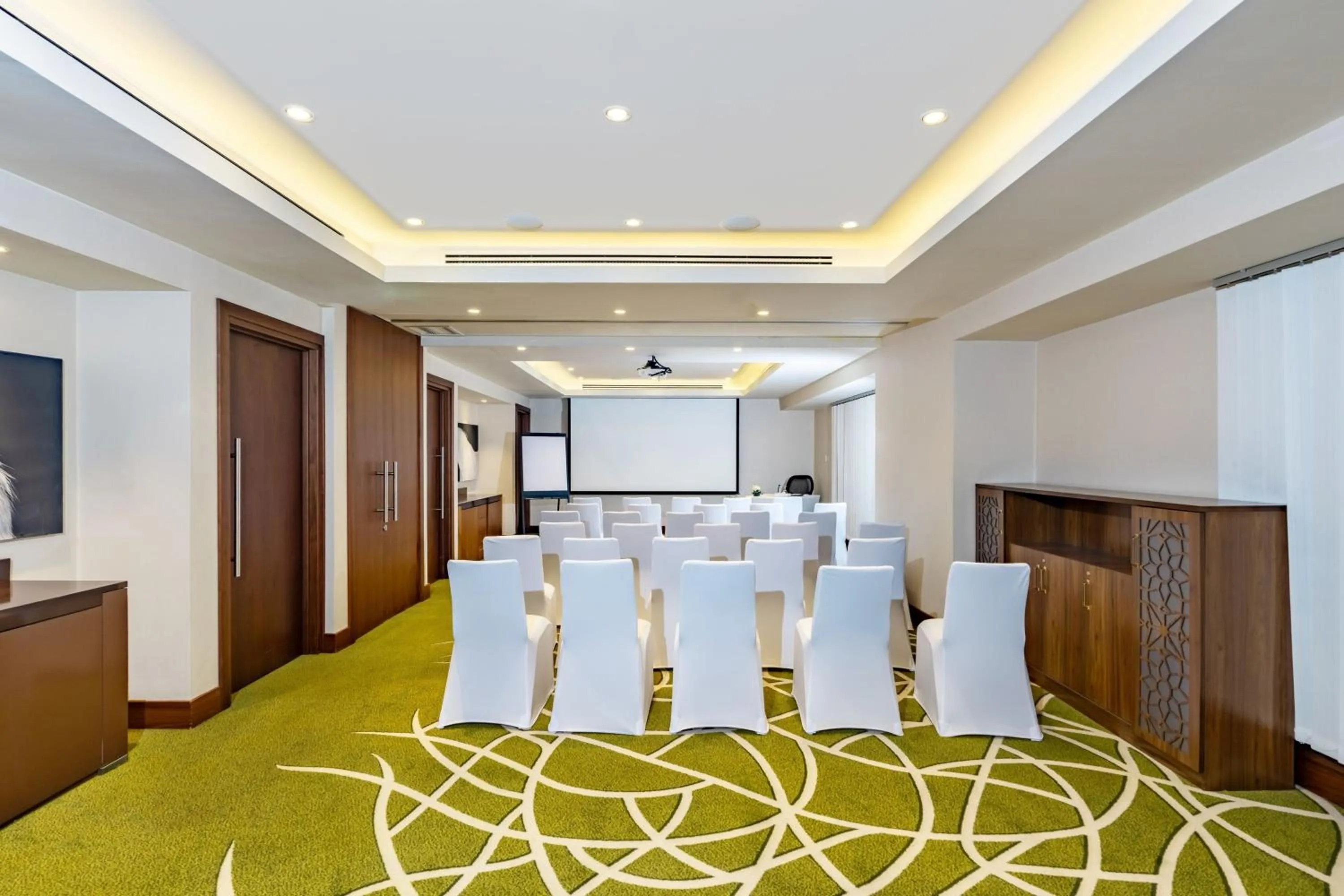 Meeting/conference room in Courtyard by Marriott Riyadh Olaya
