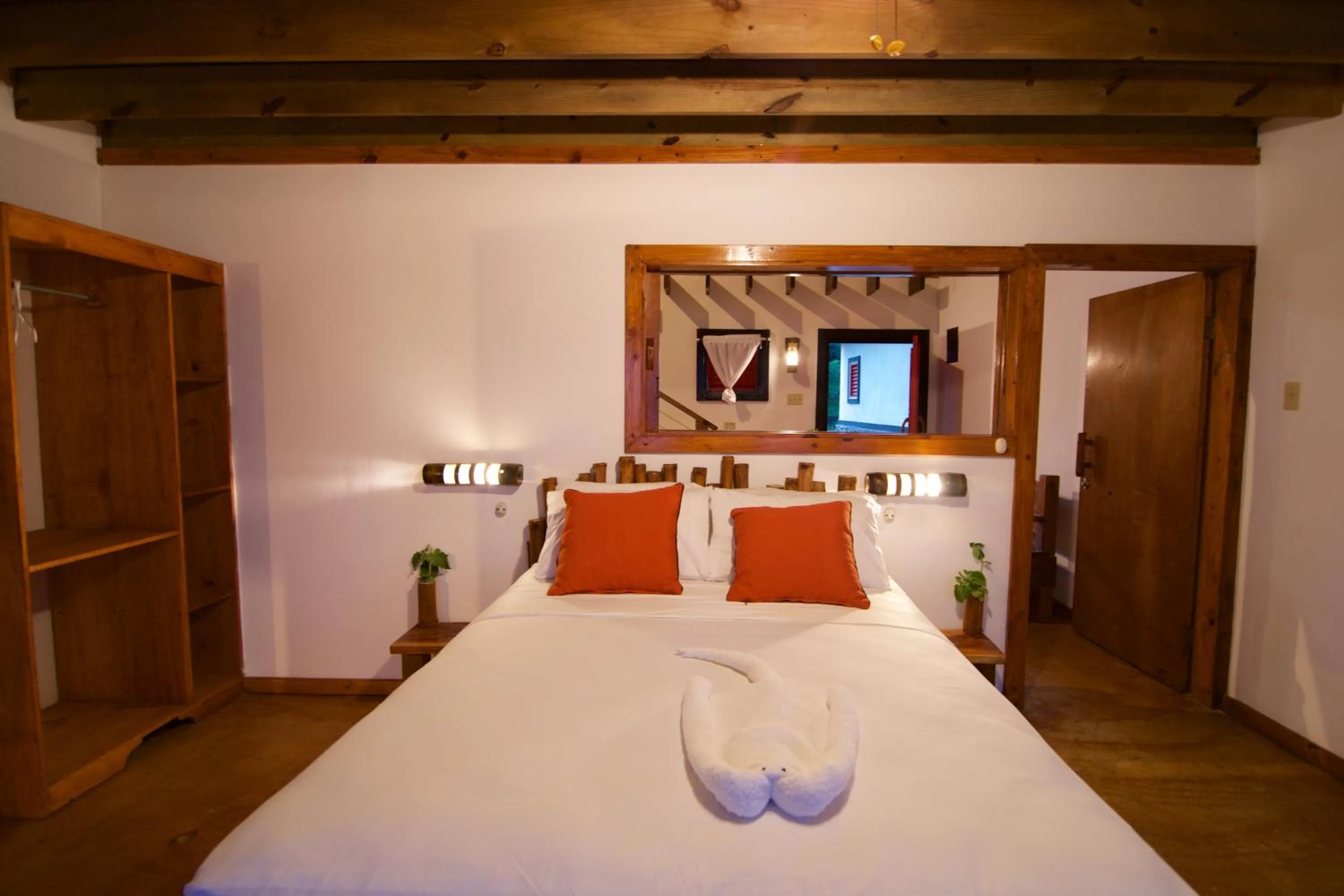 Day, Bed in The Sea Cliff Hotel Resort & Spa