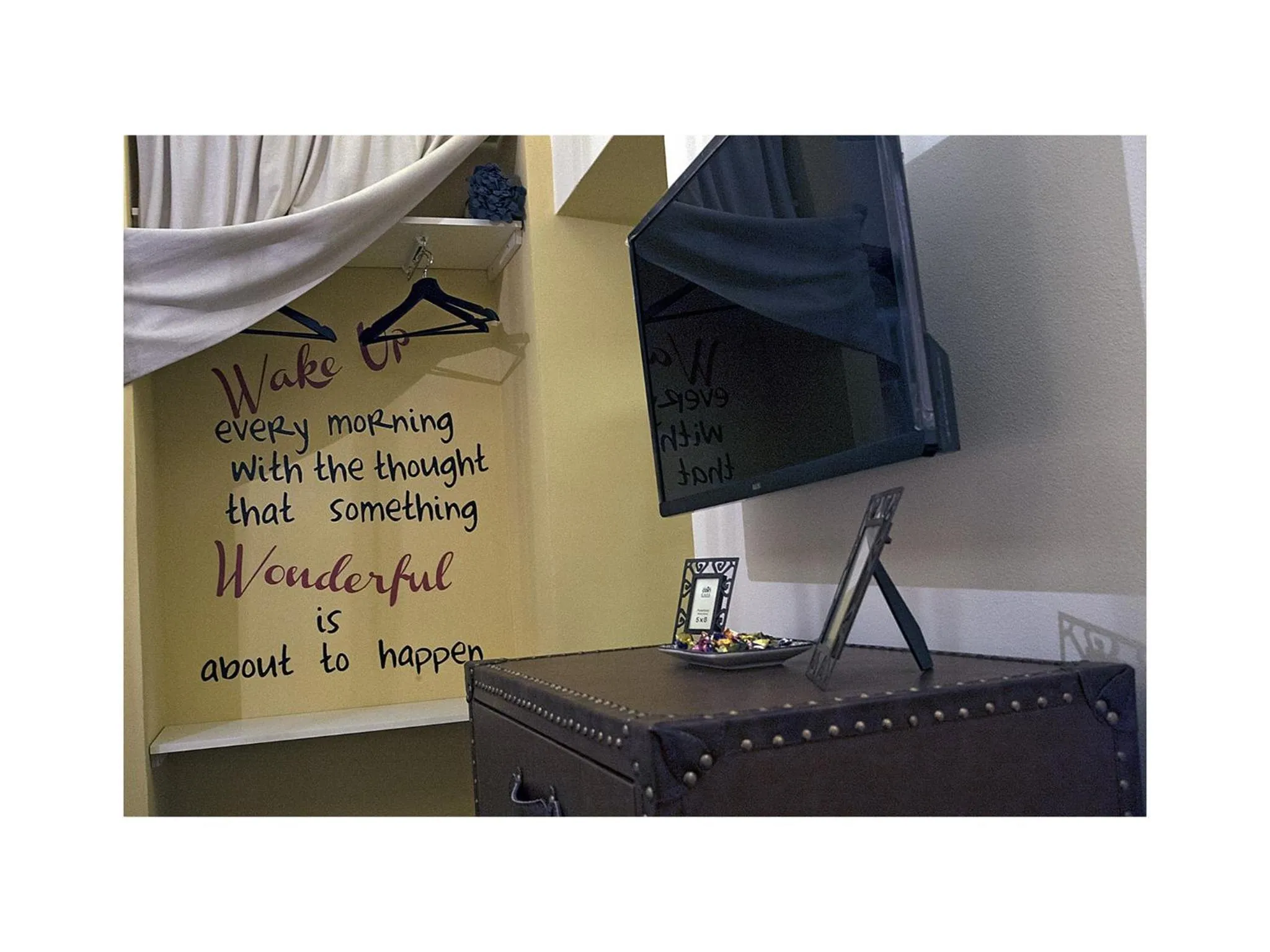 Decorative detail in Serendipity