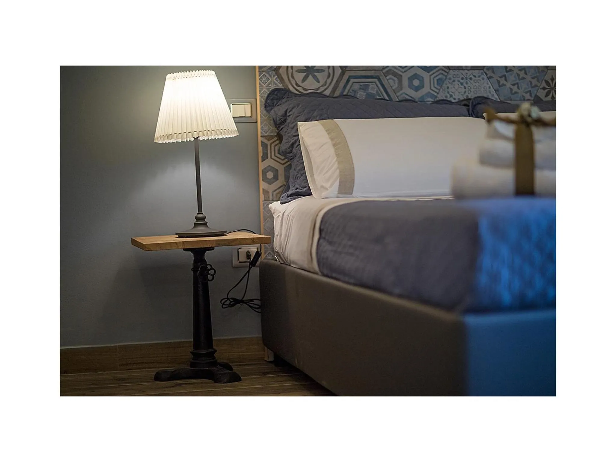 Decorative detail, Bed in Serendipity