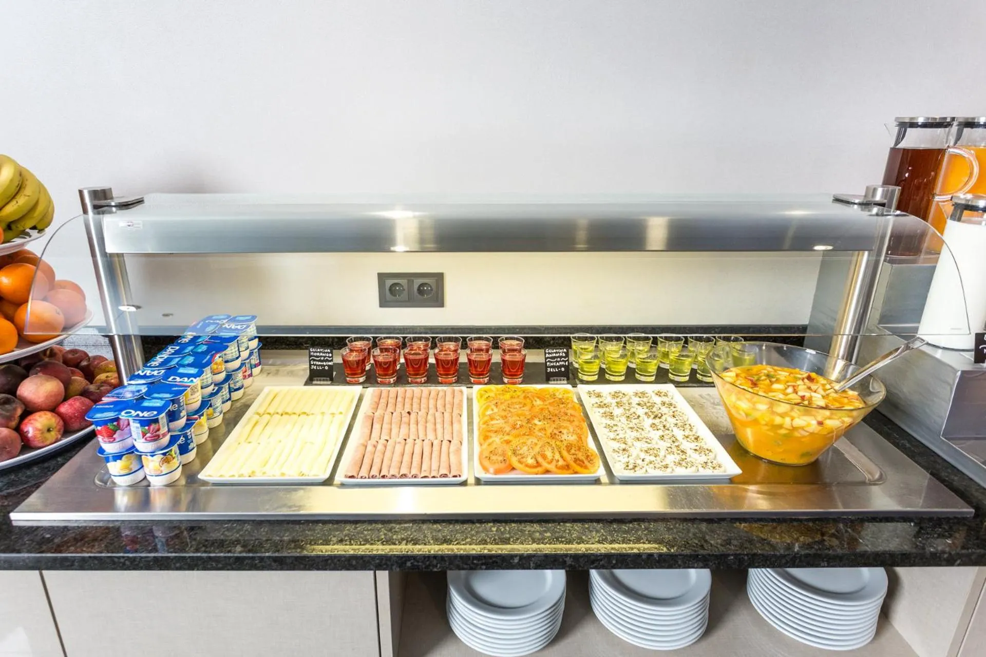 Food in Empire Lisbon Hotel