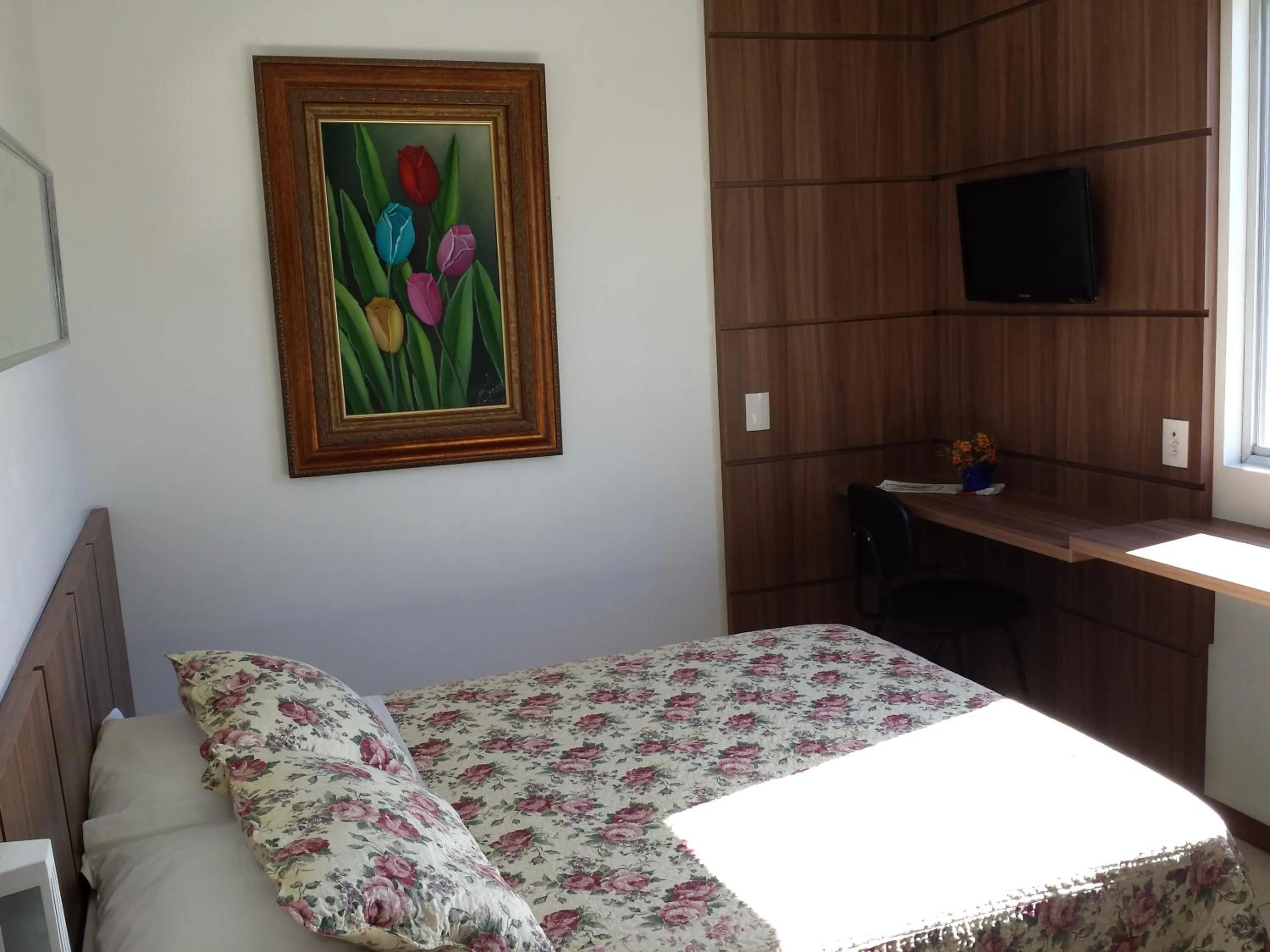 Bed in Colle Tourist Hotel LUXO