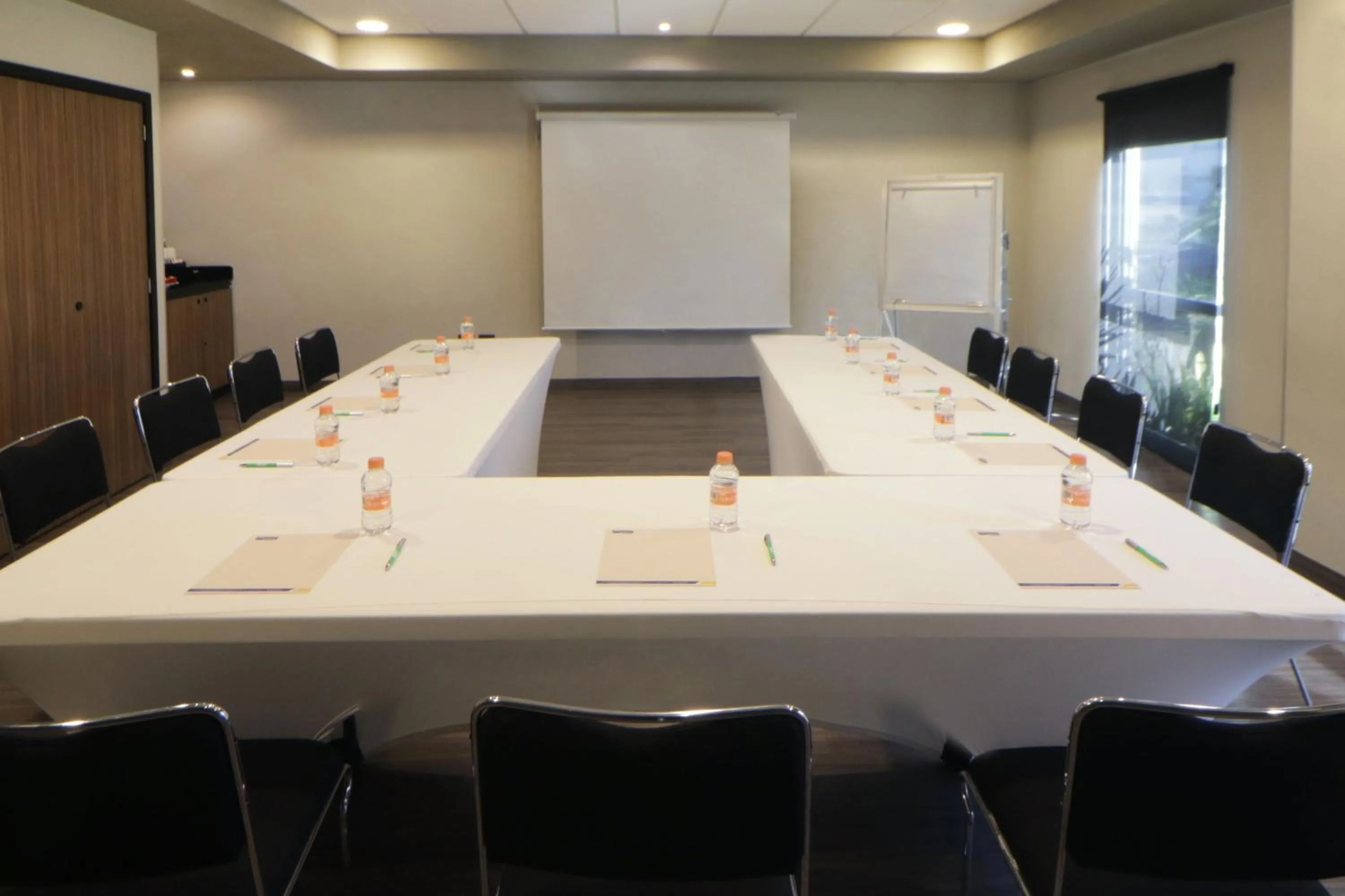 Meeting/conference room in City Express by Marriott Rosarito