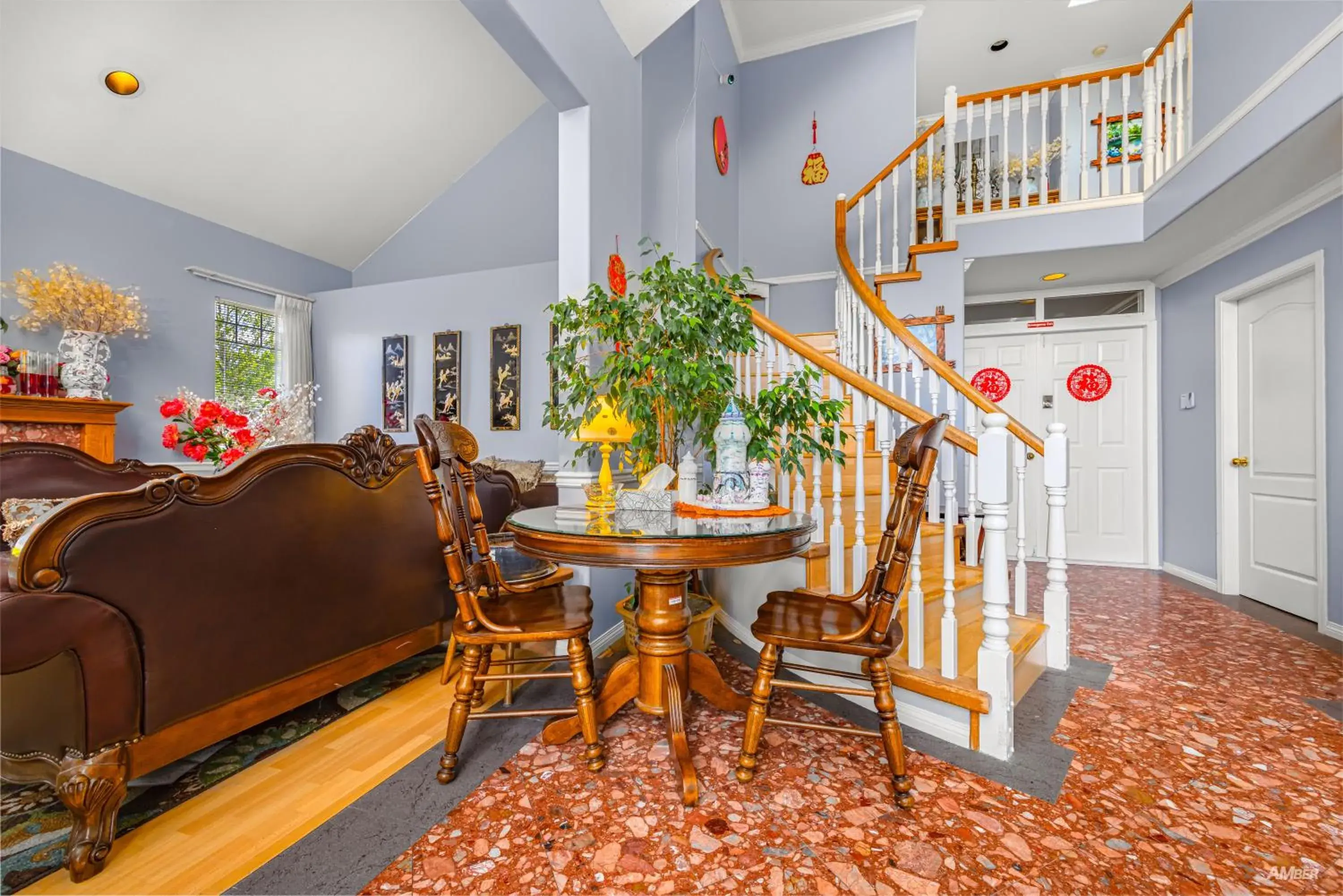 Queen Room in Charming Family Hotel Queen Room in Charming Family Hotel