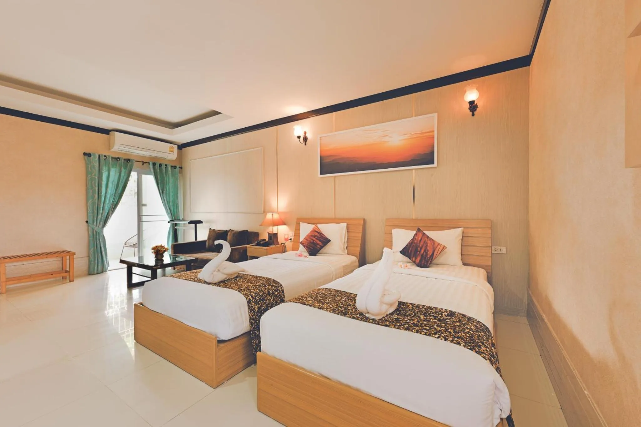 Photo of the whole room, Bed in AU Place Hotel