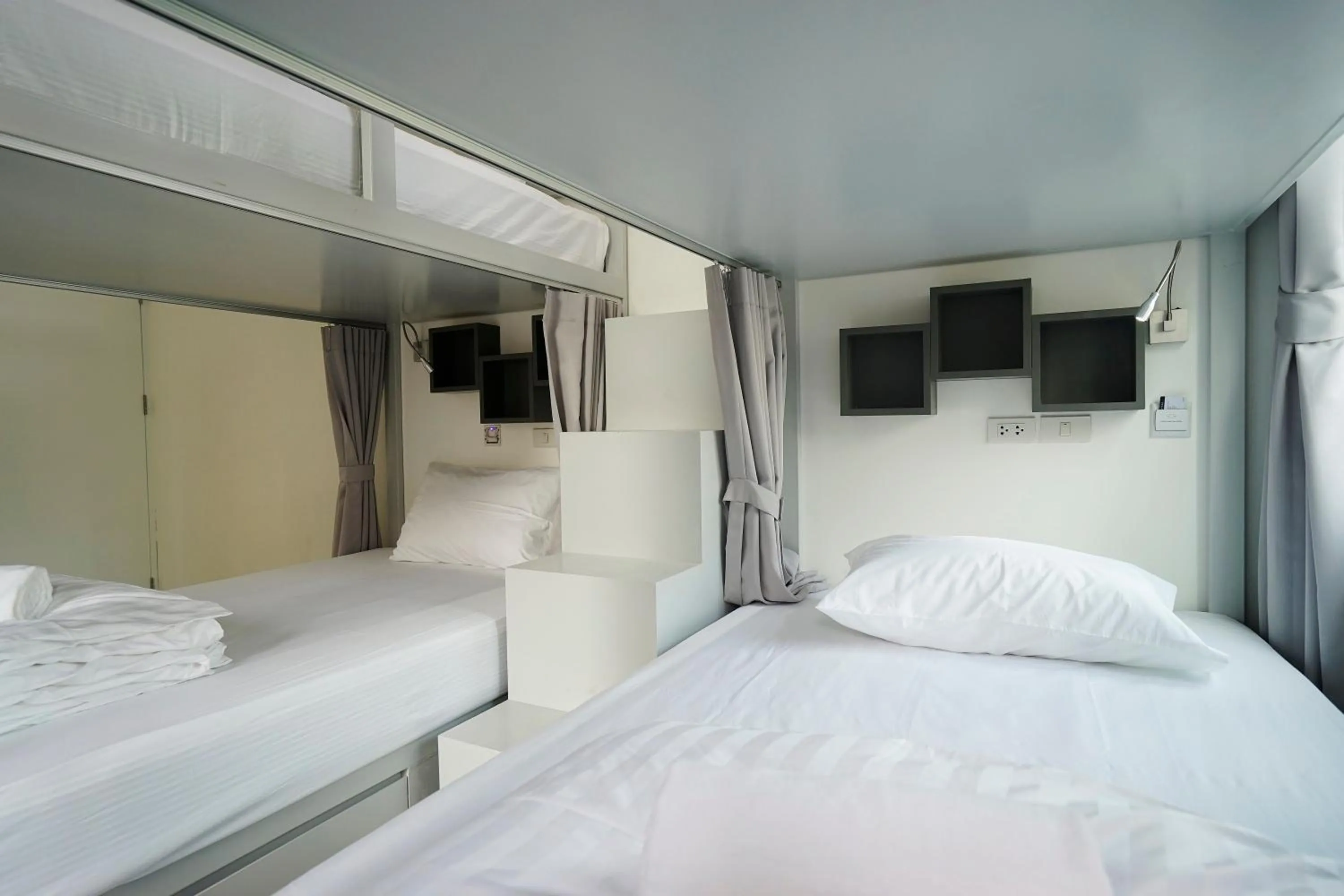 bunk bed, Bed in Cacha Bed