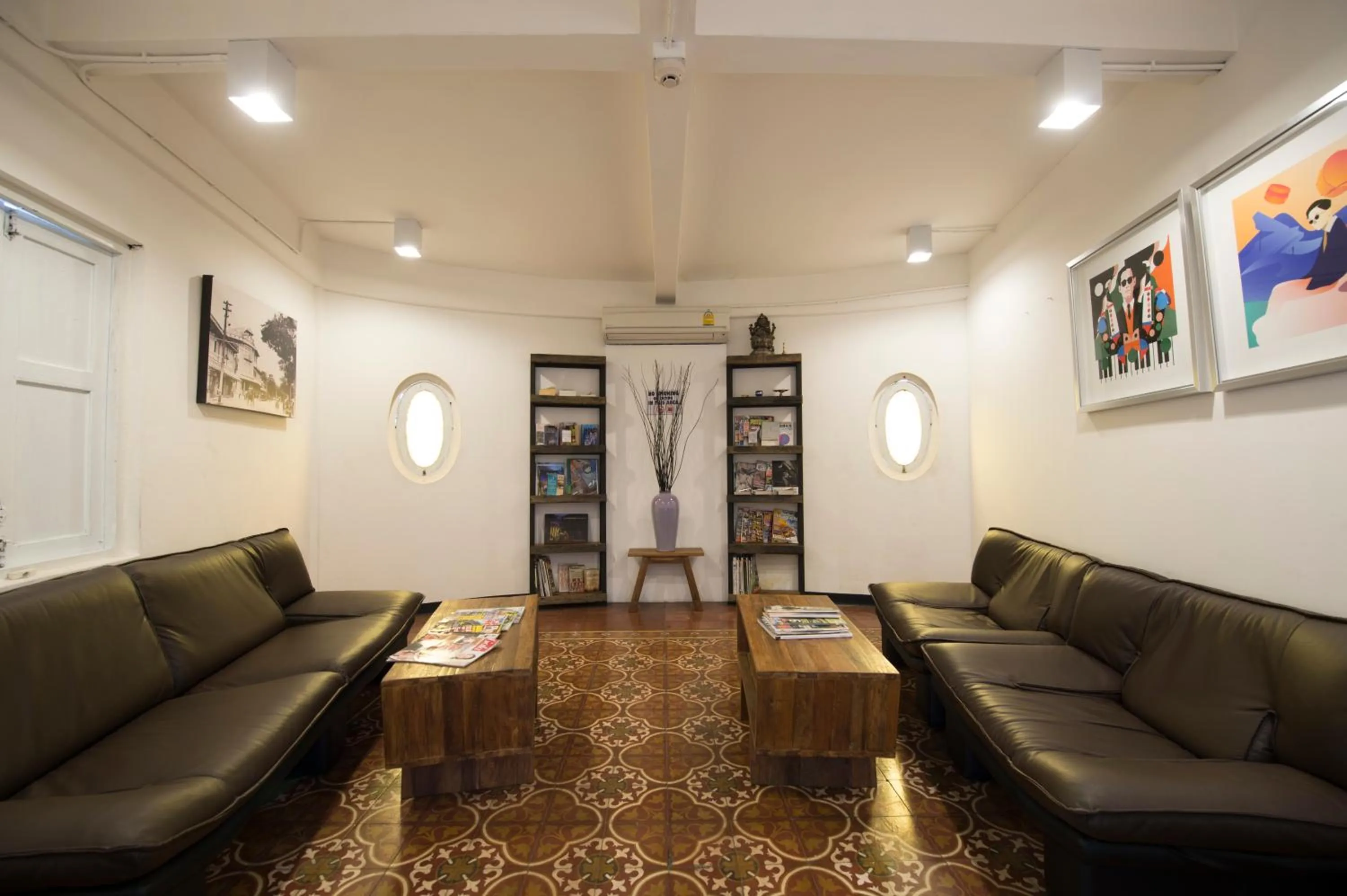 Game Room in Cacha Bed