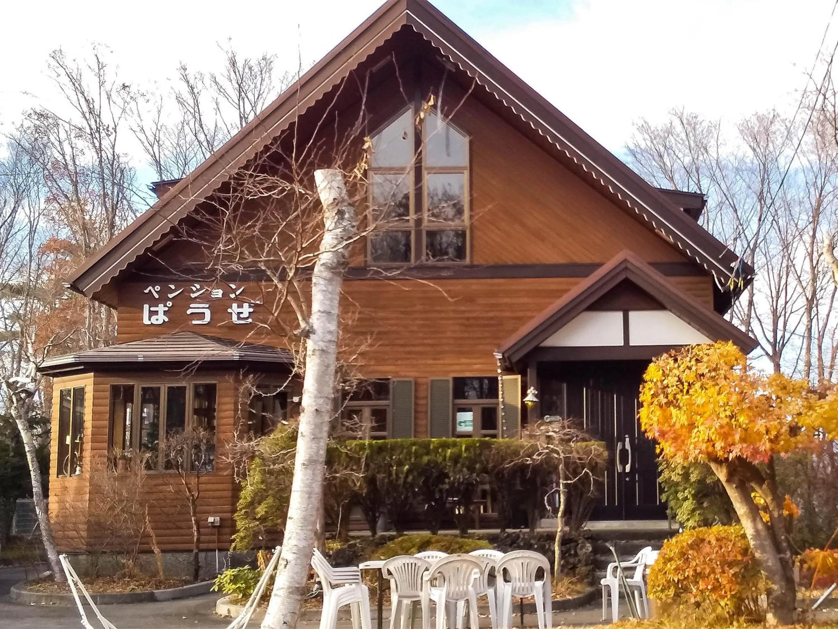 Property building in Yamanakako Pension Pause