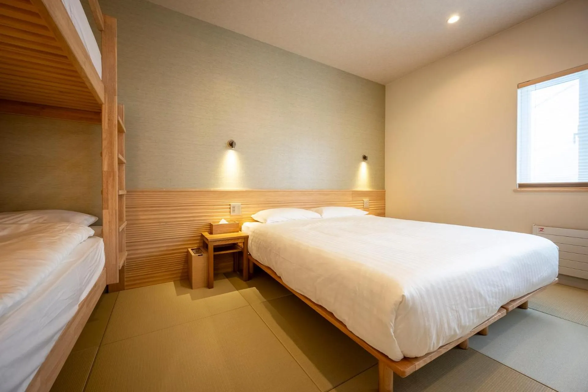 Bedroom, Bed in Tanuki Nozawa