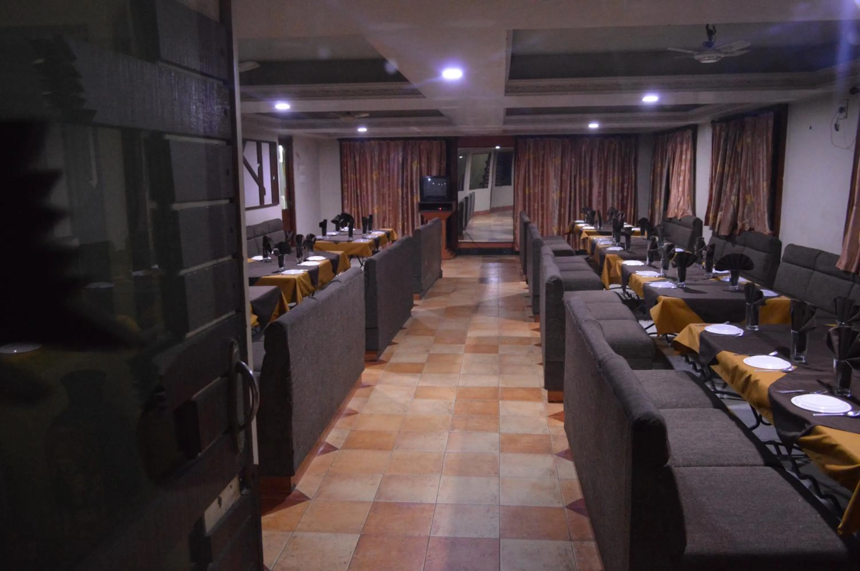 Breakfast in Hotel Sunrise N Resorts