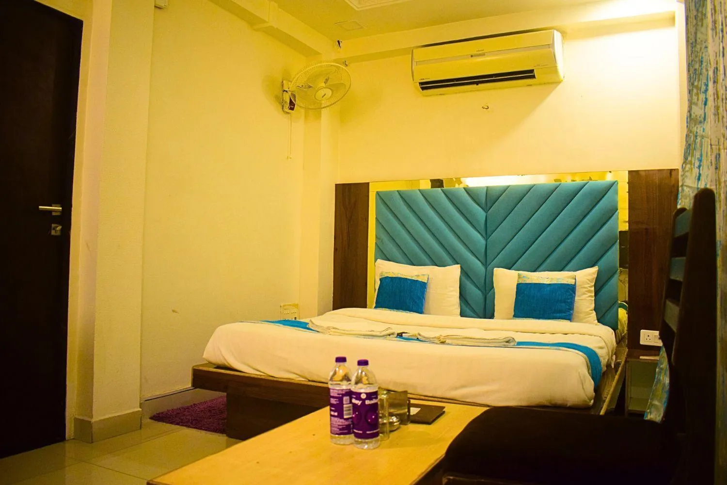 Bed in Hotel Sunrise N Resorts