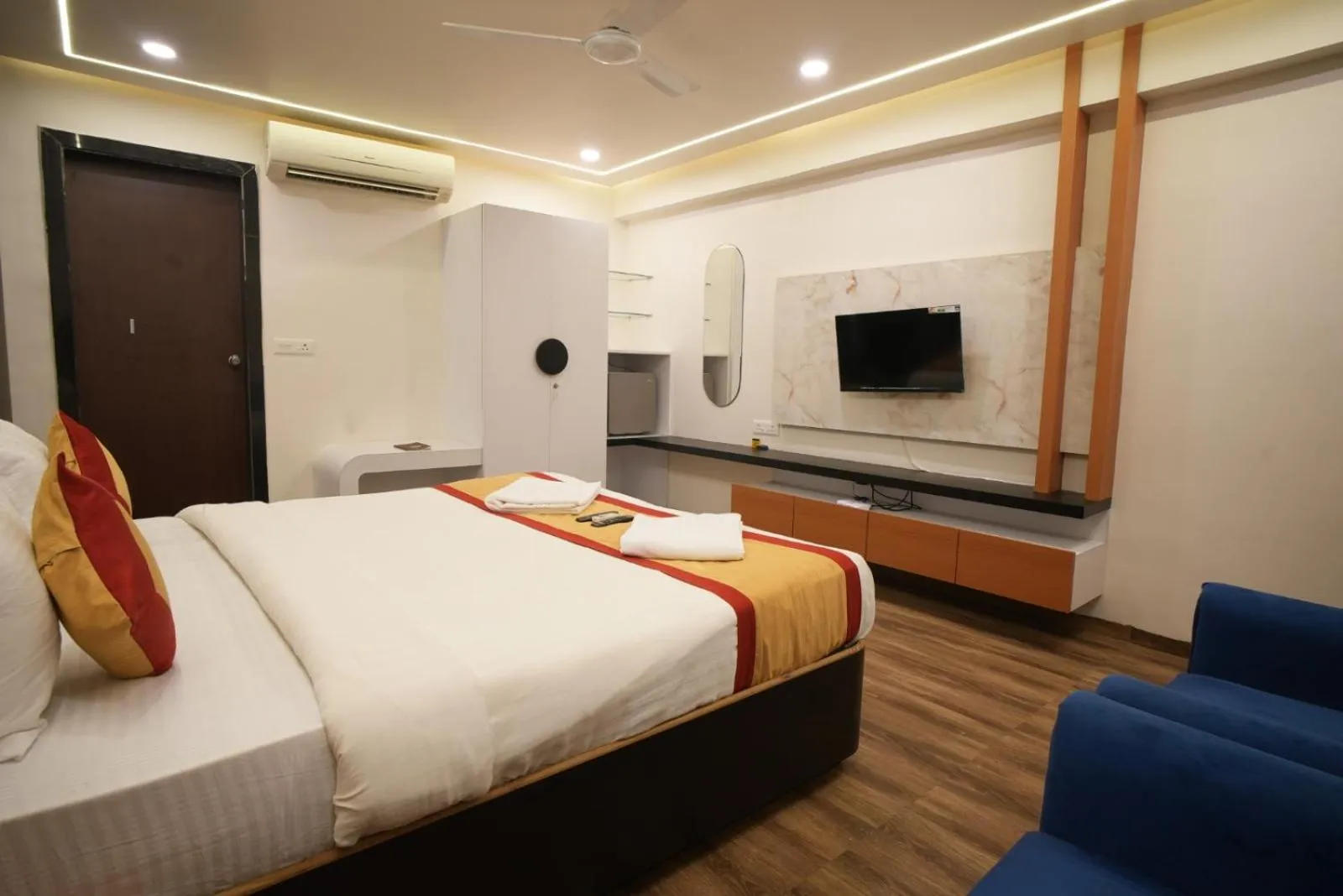 Bed in Hotel Sunrise N Resorts