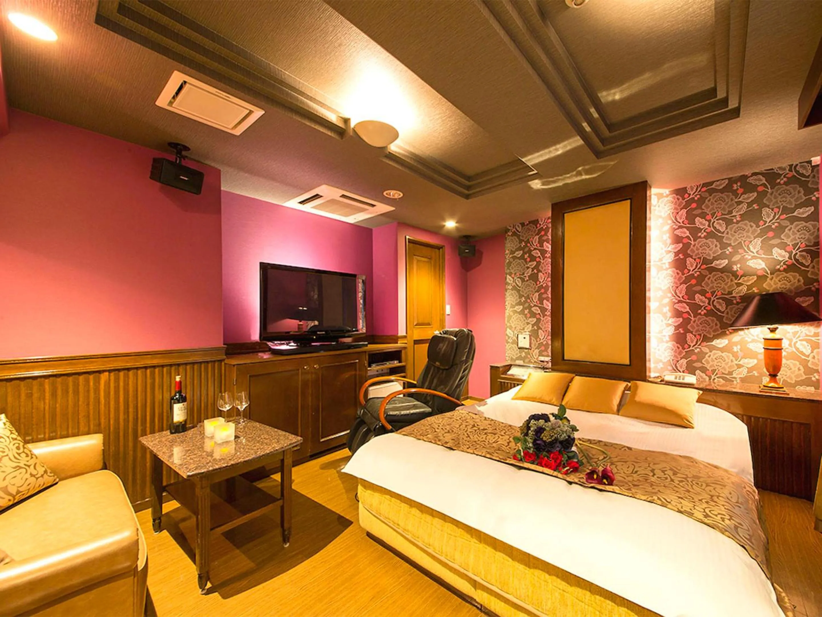 Photo of the whole room, Bed in Hotel QT Senboku - Adult Only Love Hotel -