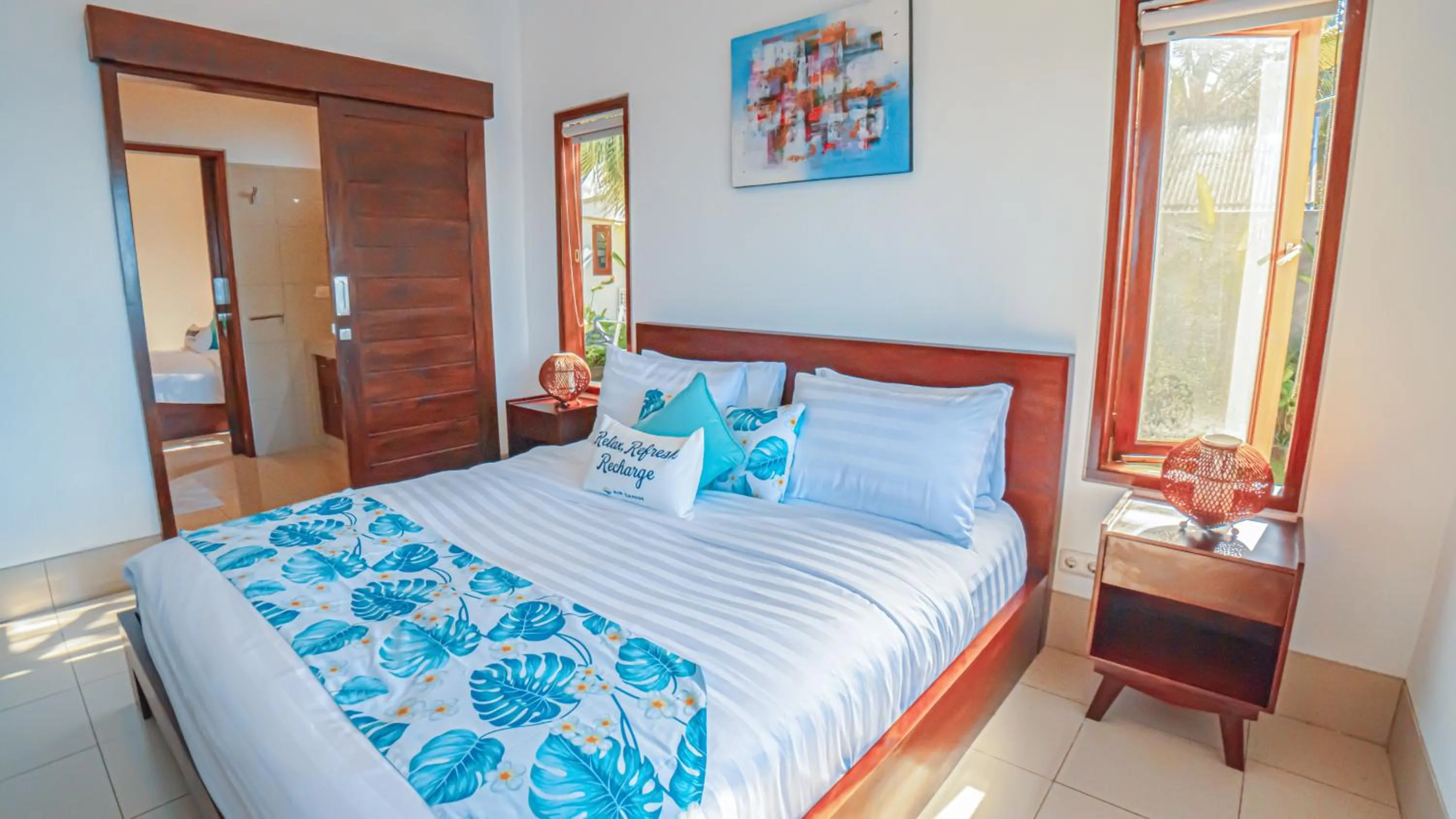 Bed in Air Sanih Beach Villa