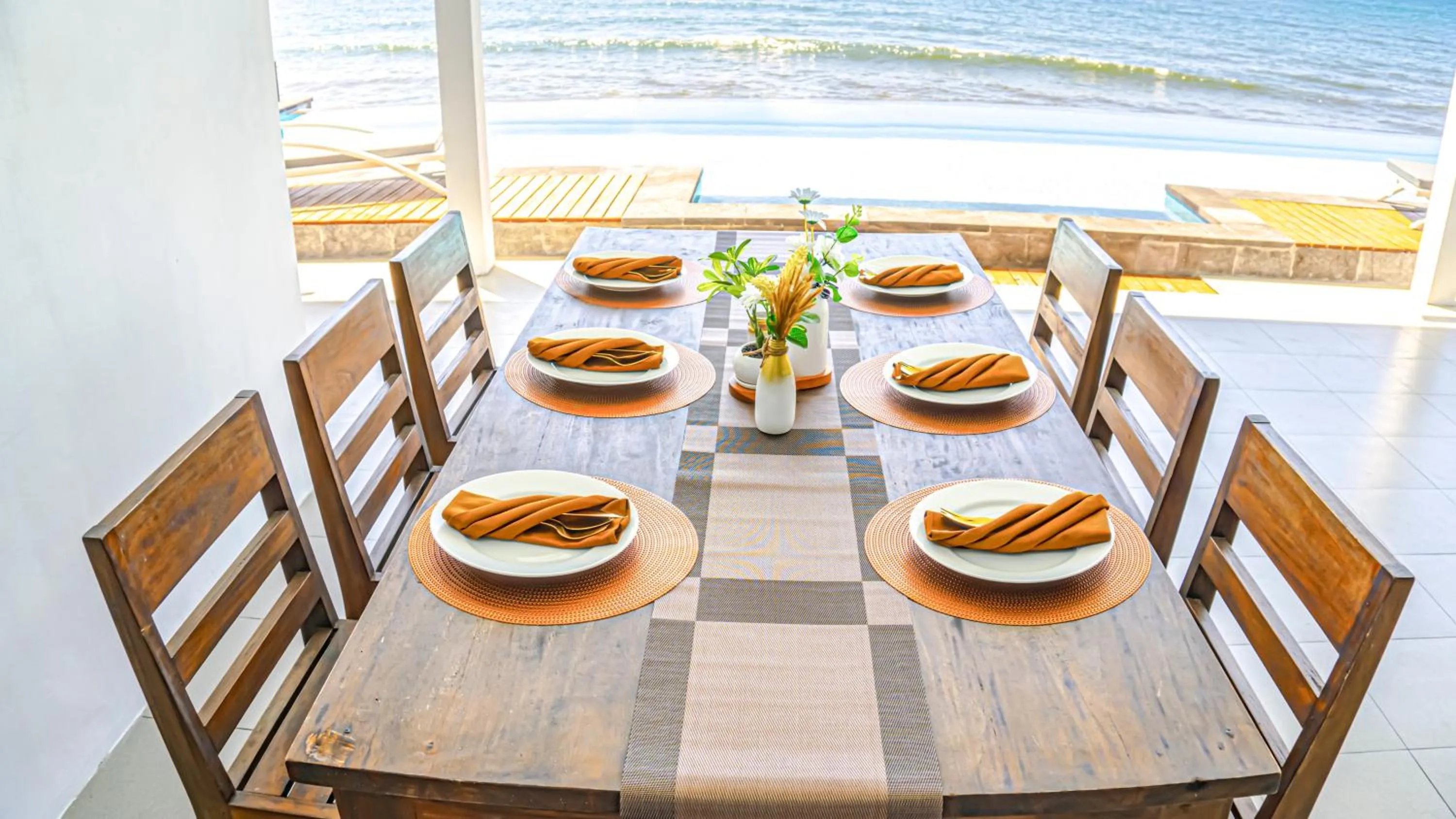 Dining area in Air Sanih Beach Villa