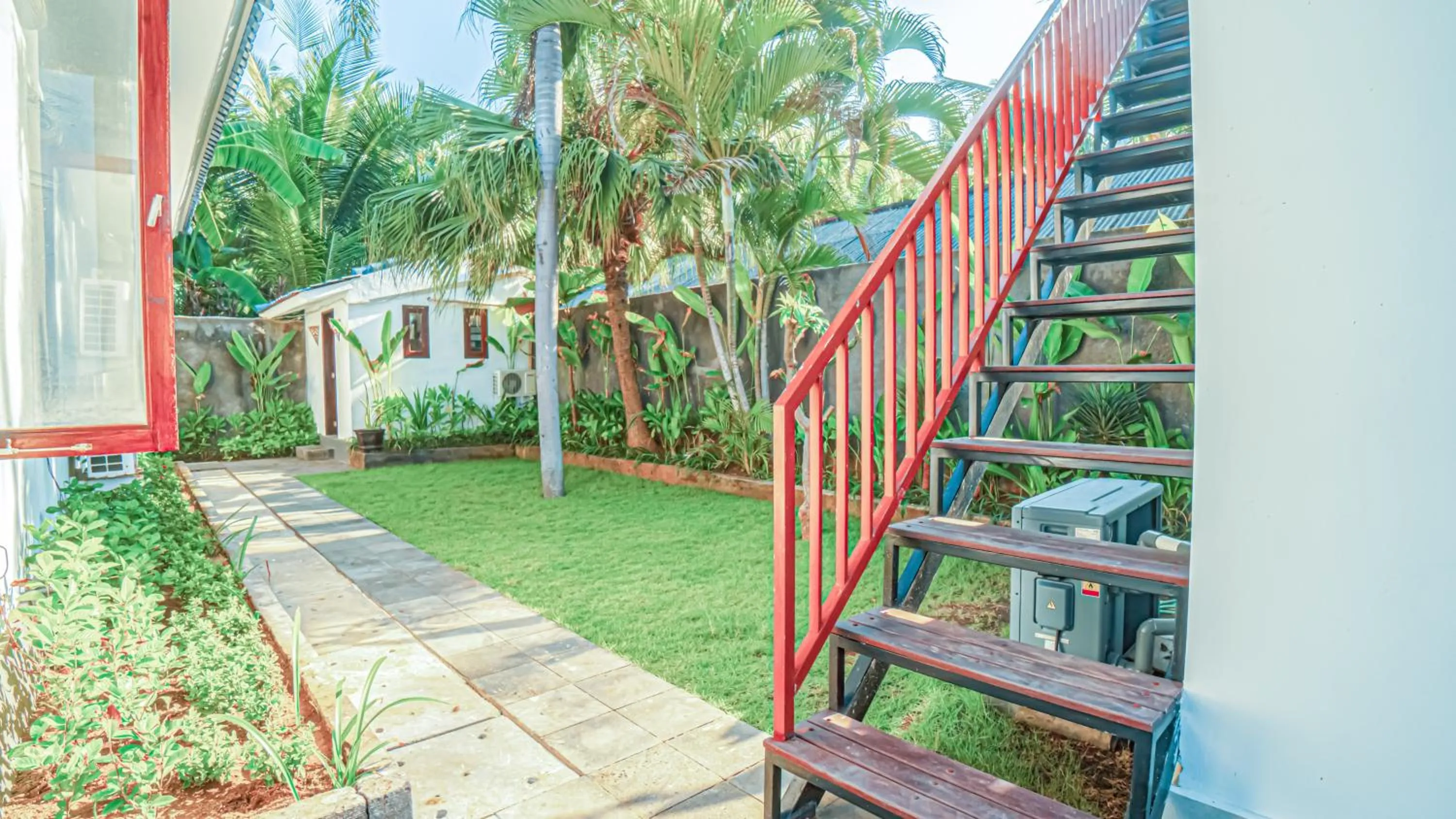 Garden in Air Sanih Beach Villa