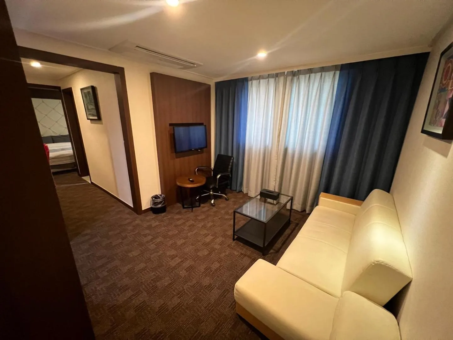 Ramada Taebaek Hotel