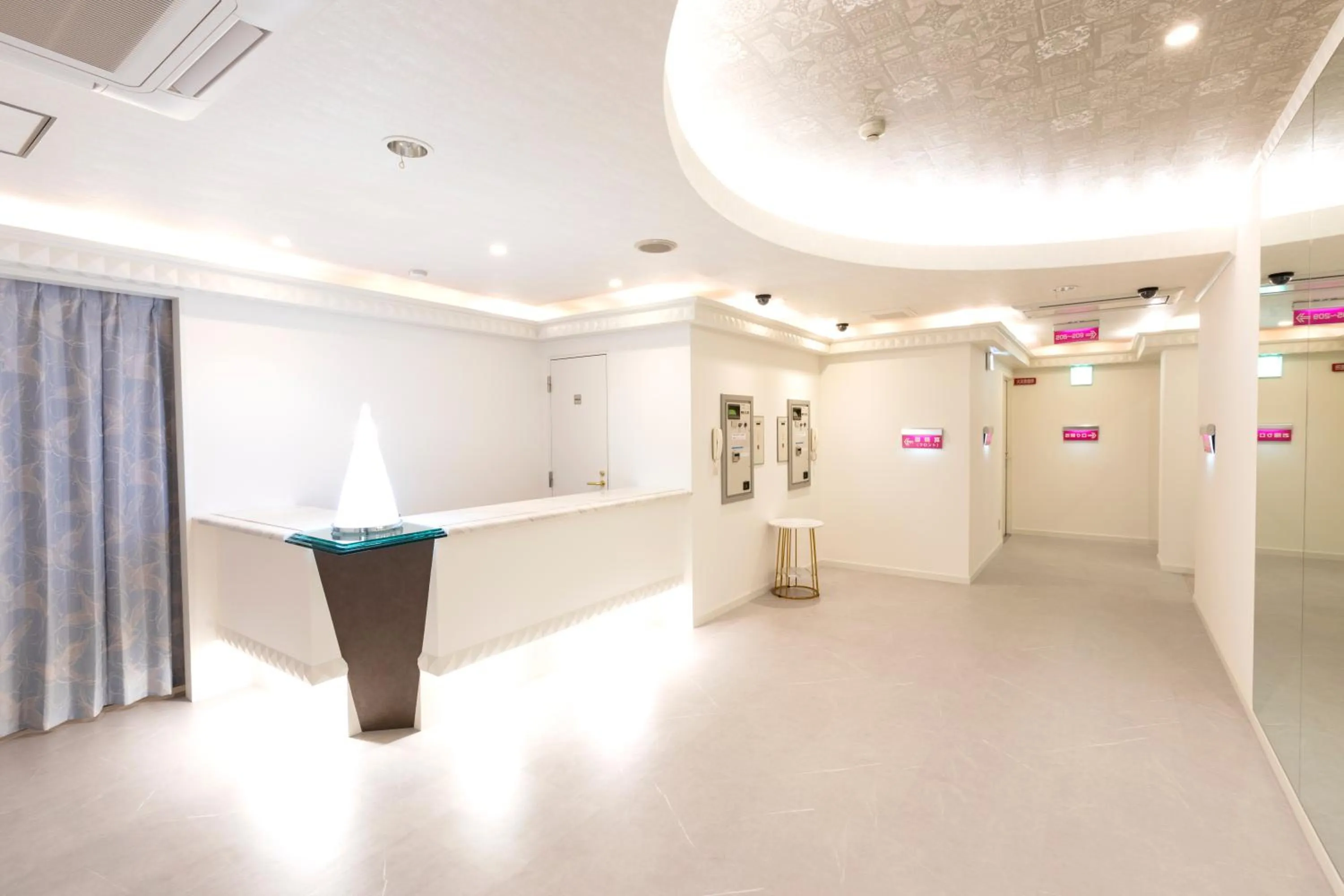 Lobby or reception in Hotel Vega Takamatsu (Adult Only)