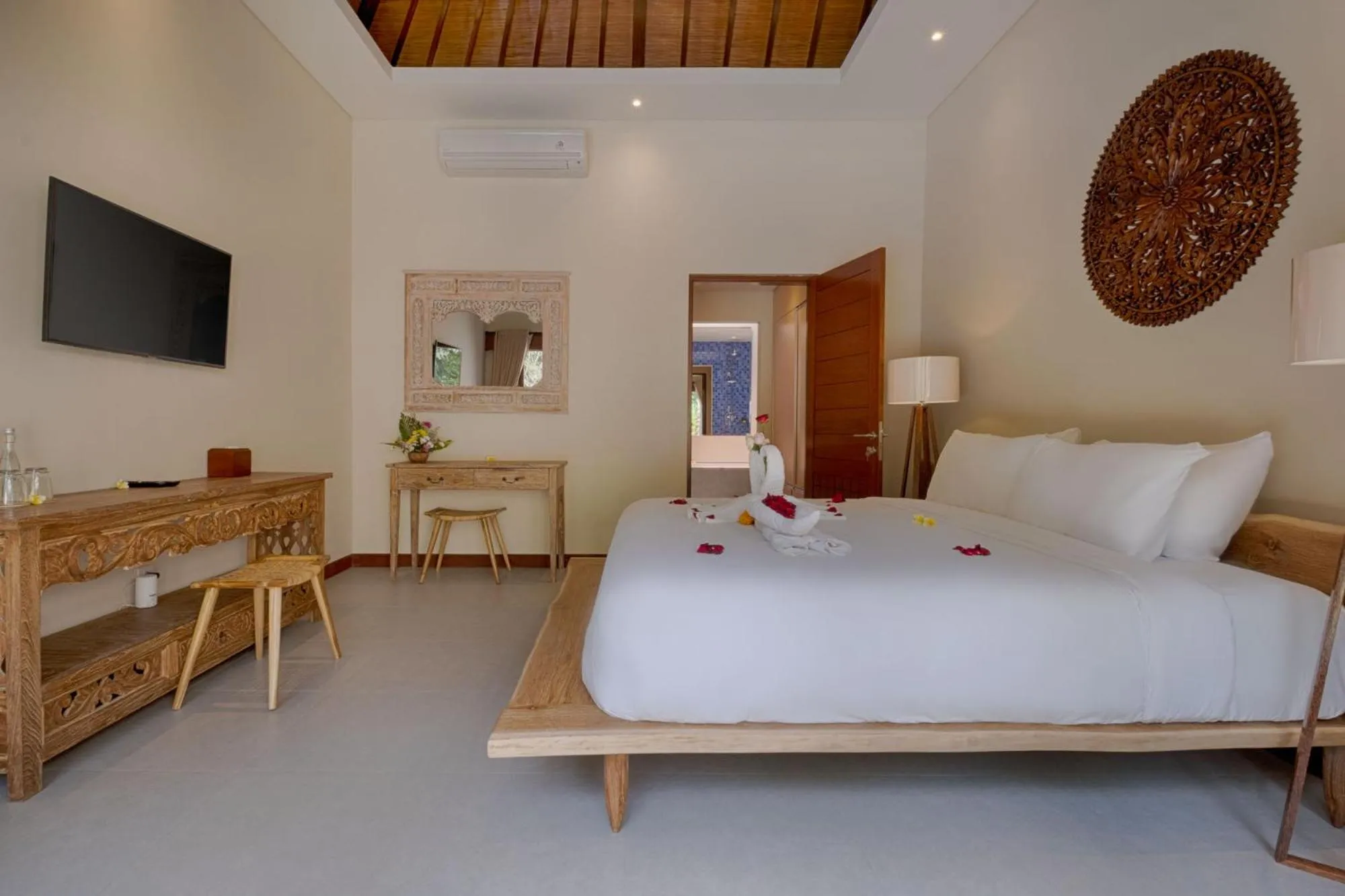 Photo of the whole room, Bed in Mas Ubud Villa by Sanga Sanga Hospitality