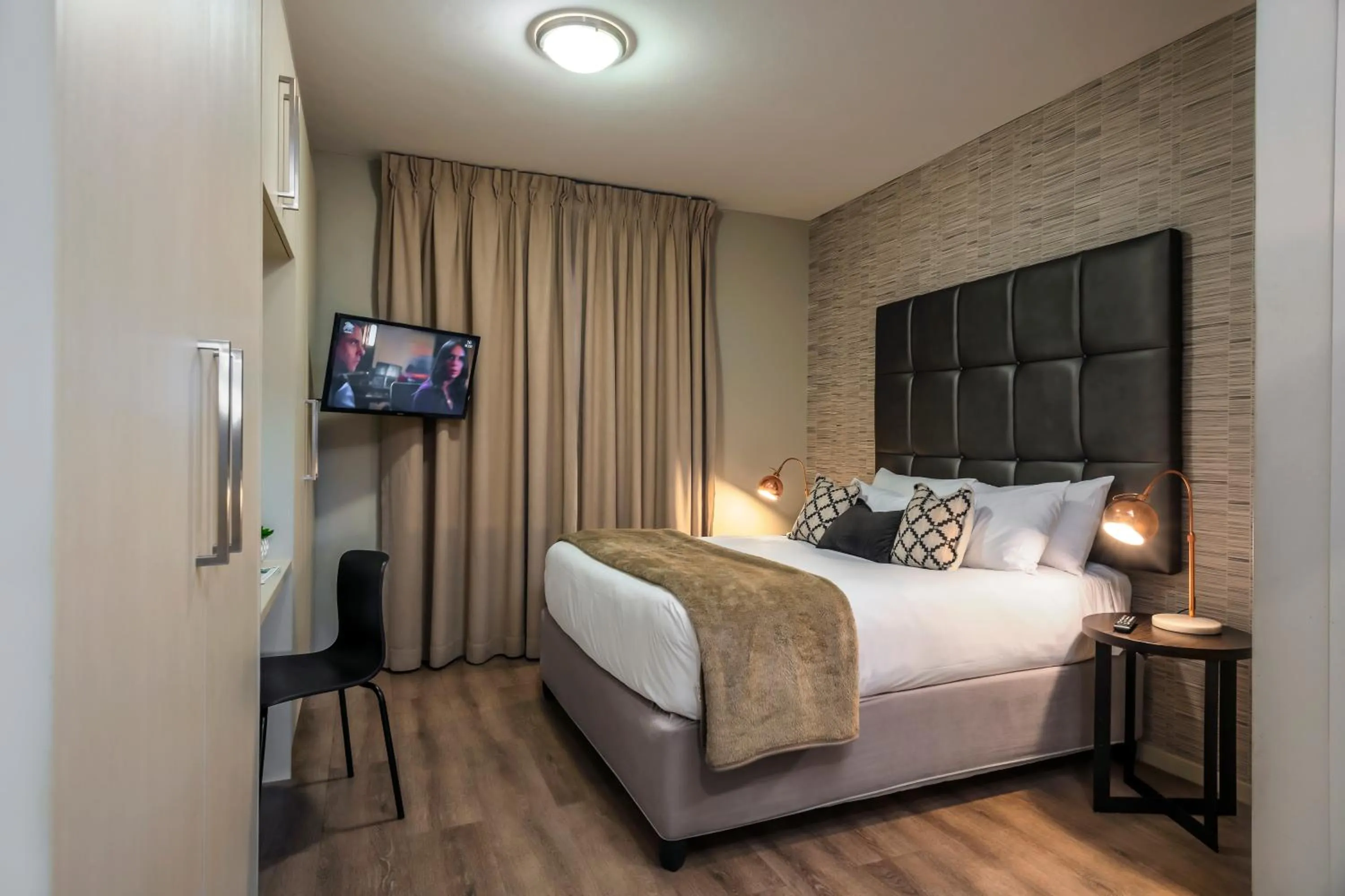 Bed in CAG The Hub Bryanston