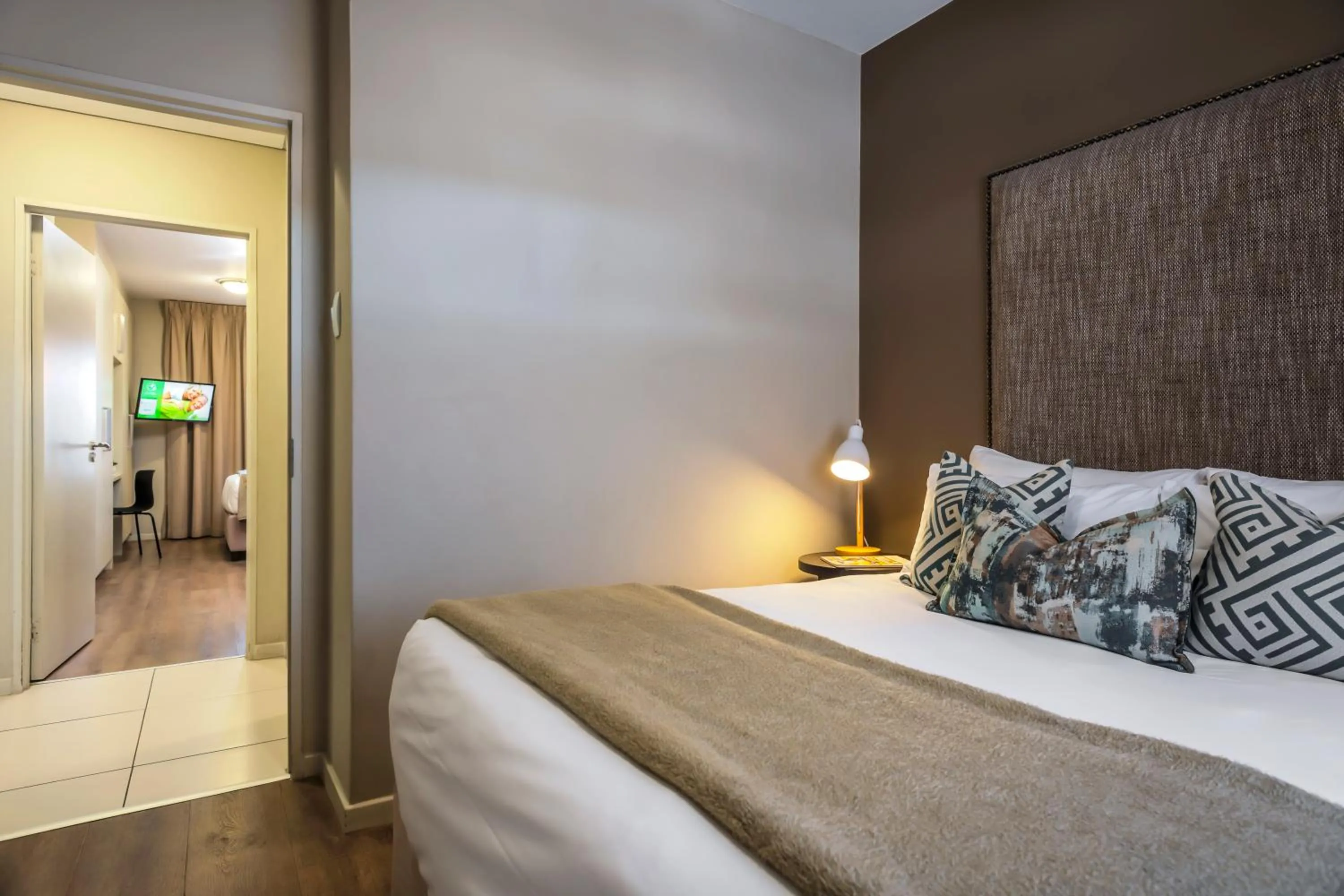 Bed in CAG The Hub Bryanston