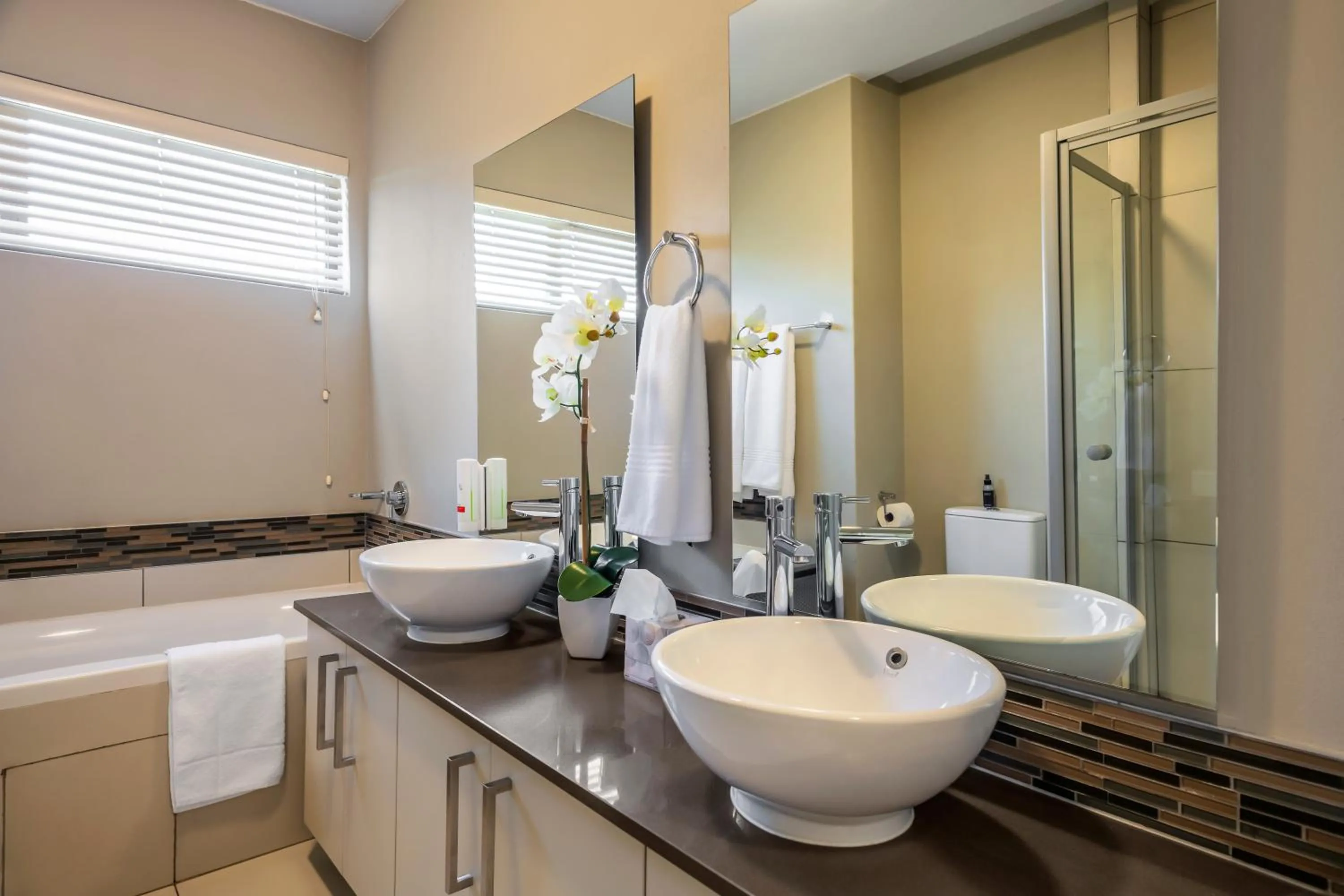 Shower in CAG The Hub Bryanston