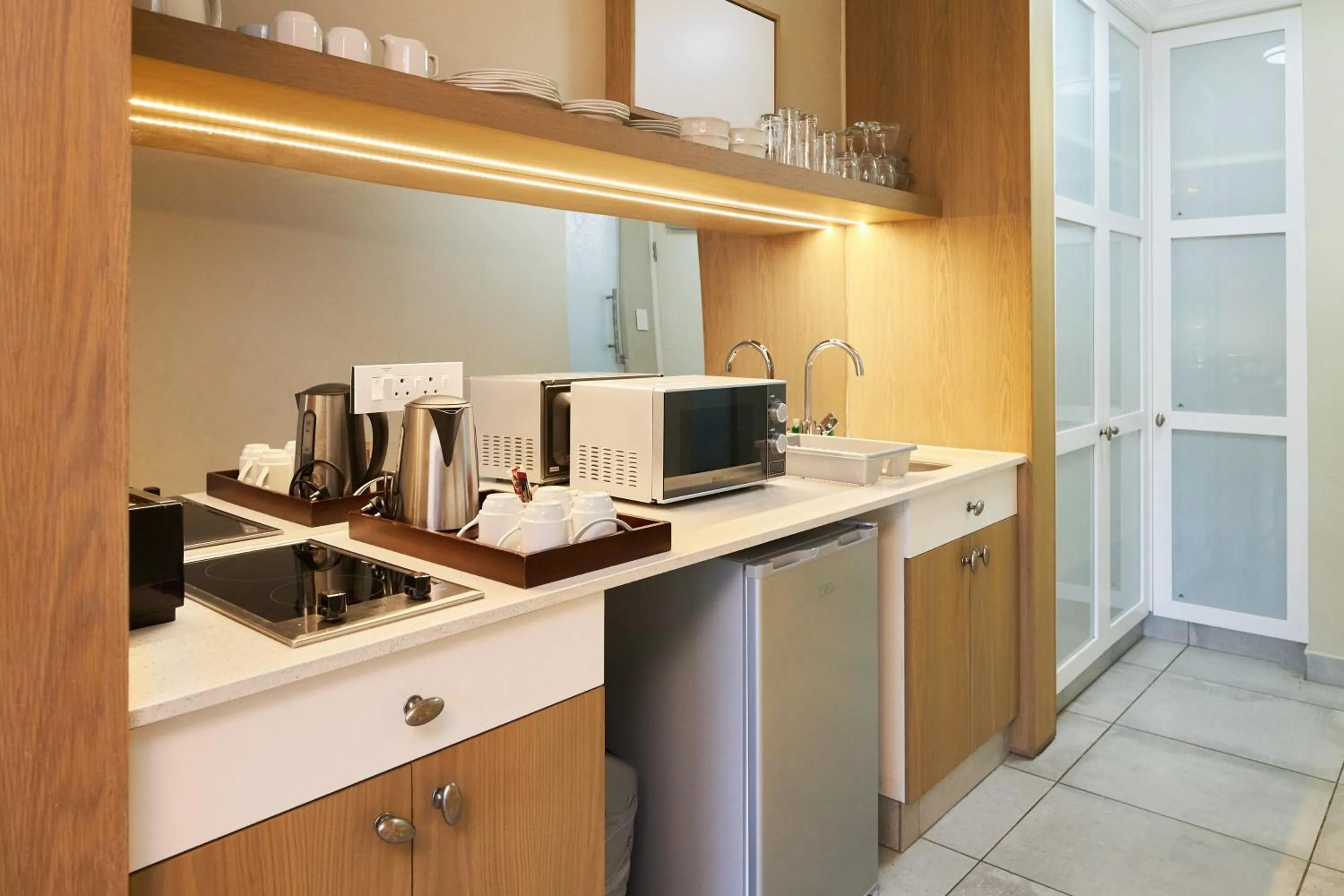 Coffee/tea facilities in First Group Breakers Resort - Official