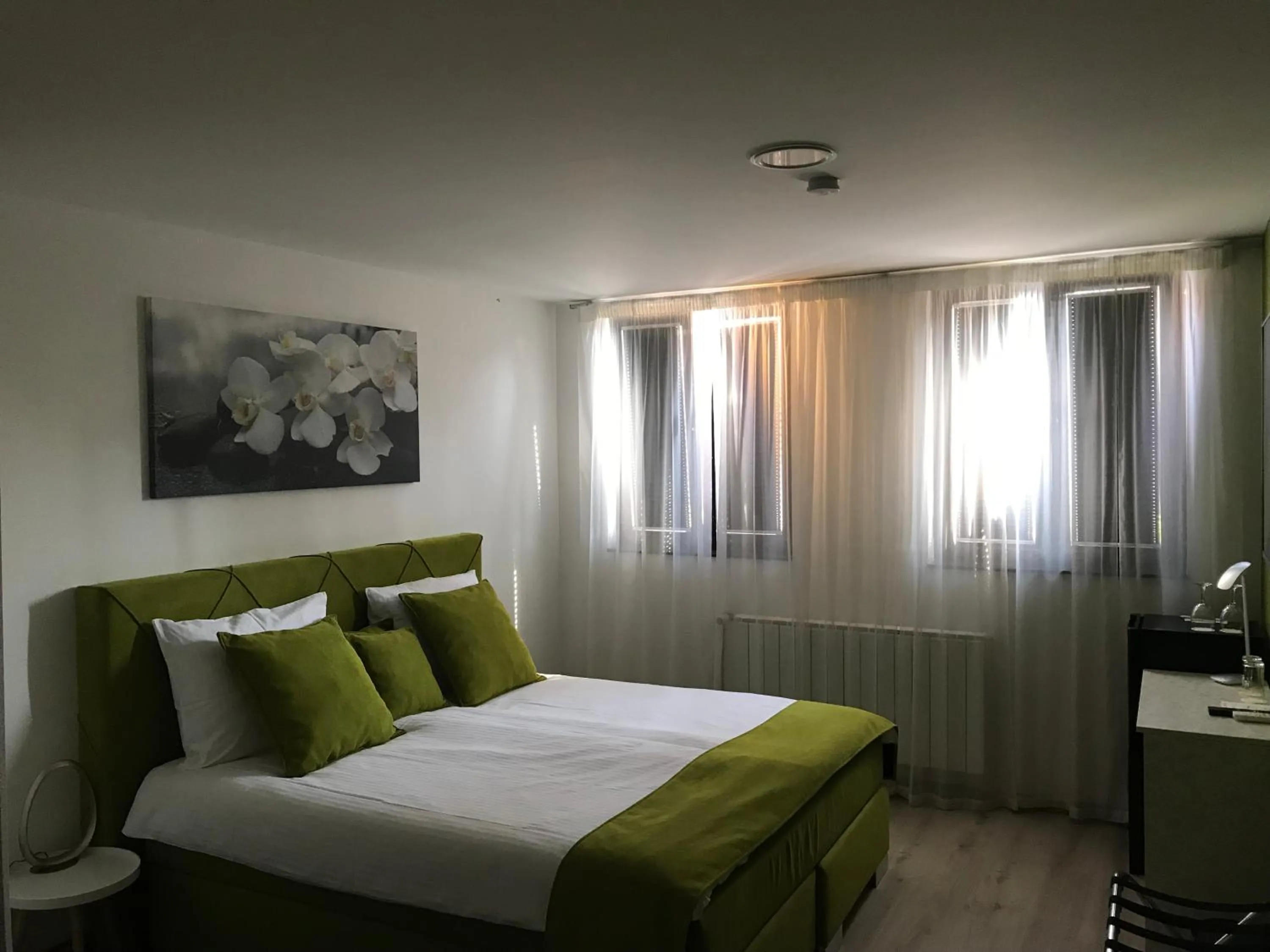 Bed in Heartland City B&B