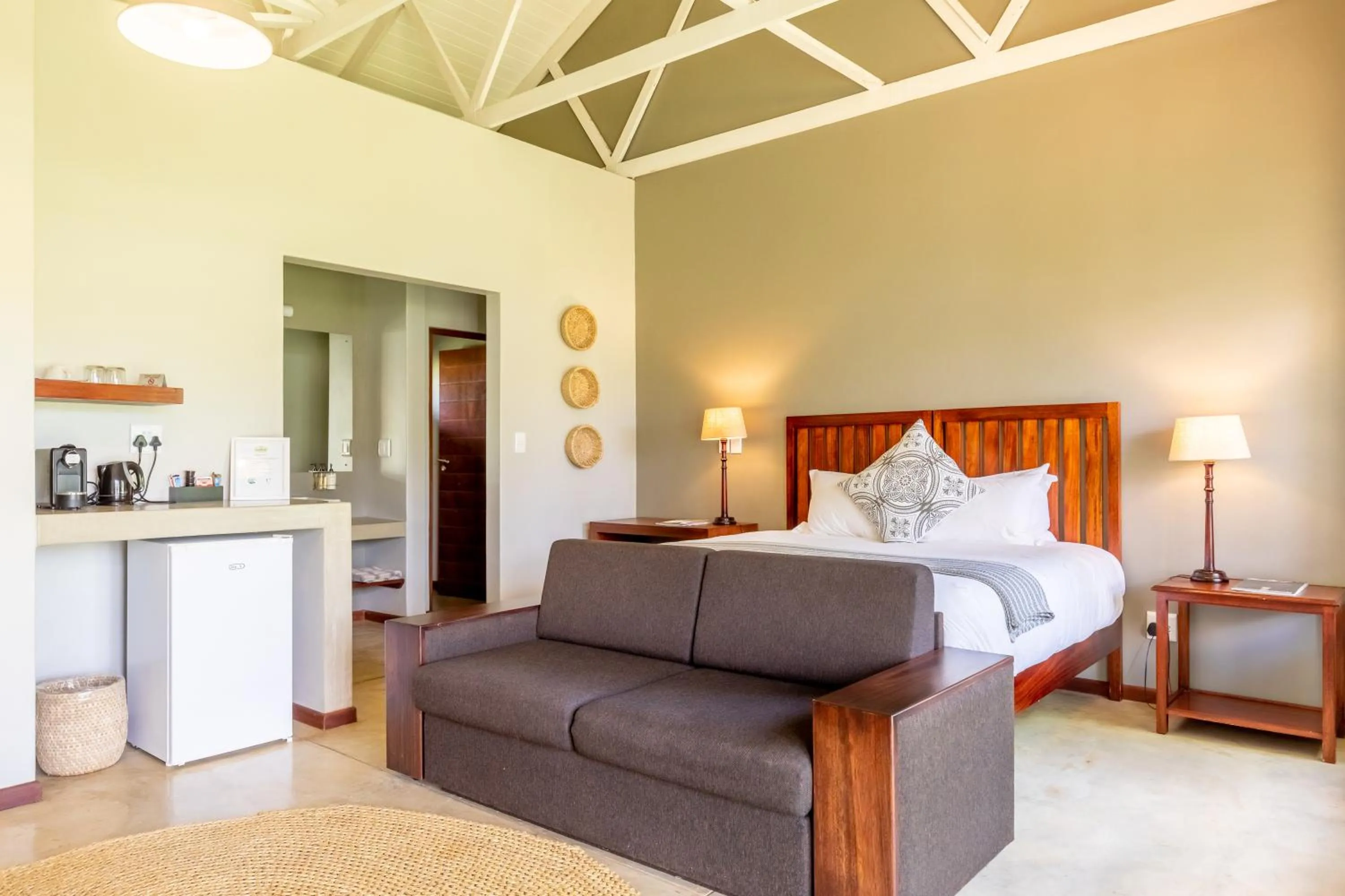 Bed in Hamiltons Lodge & Restaurant