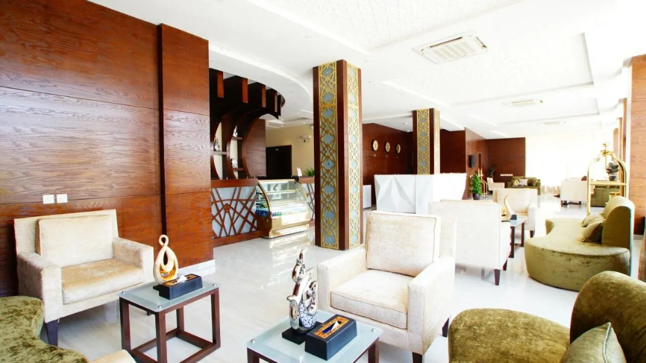 Restaurant/places to eat in Al Muhaidb Residence Sudair