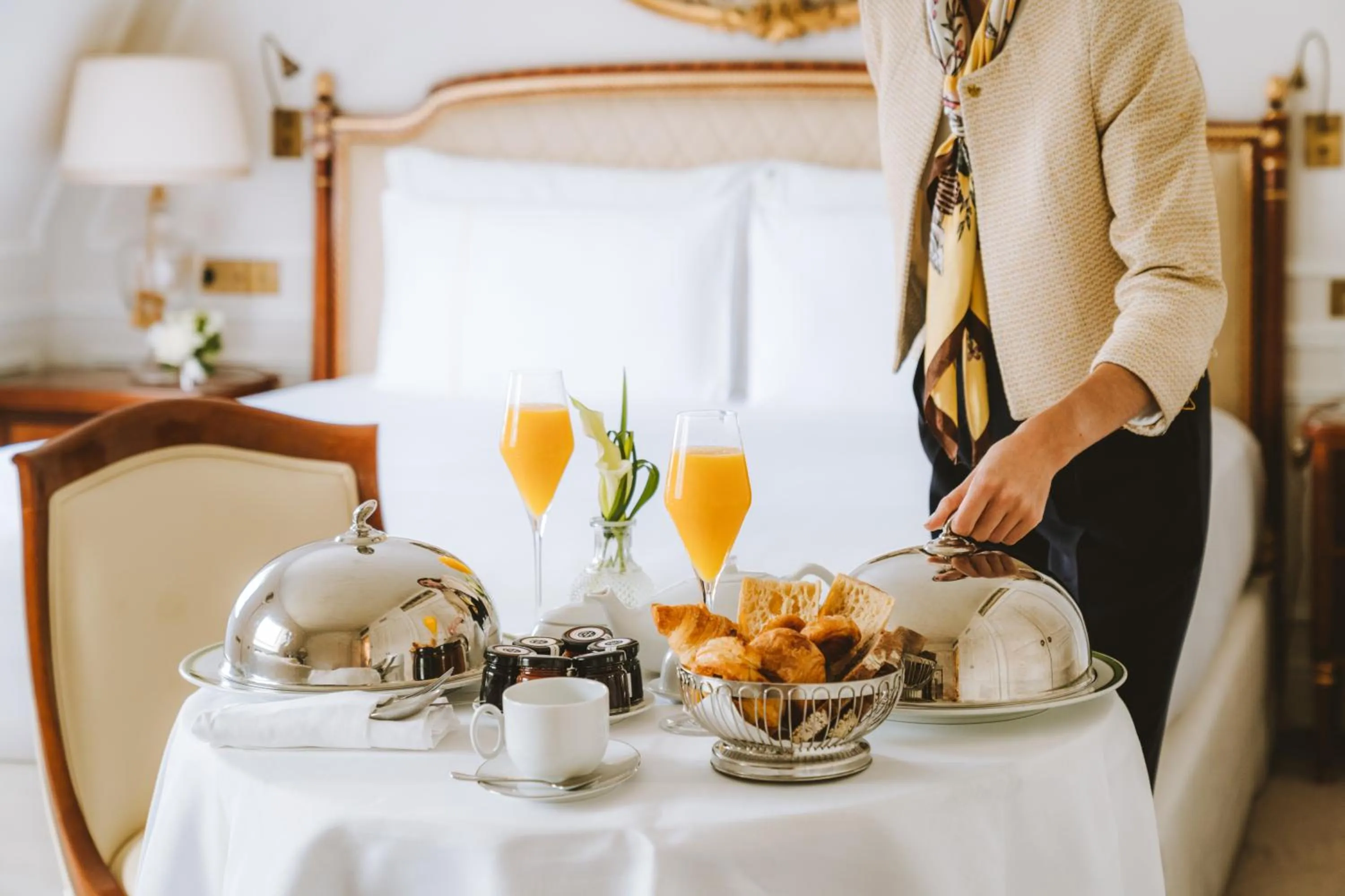 Breakfast in Hotel Splendide Royal Paris - Relais & Châteaux