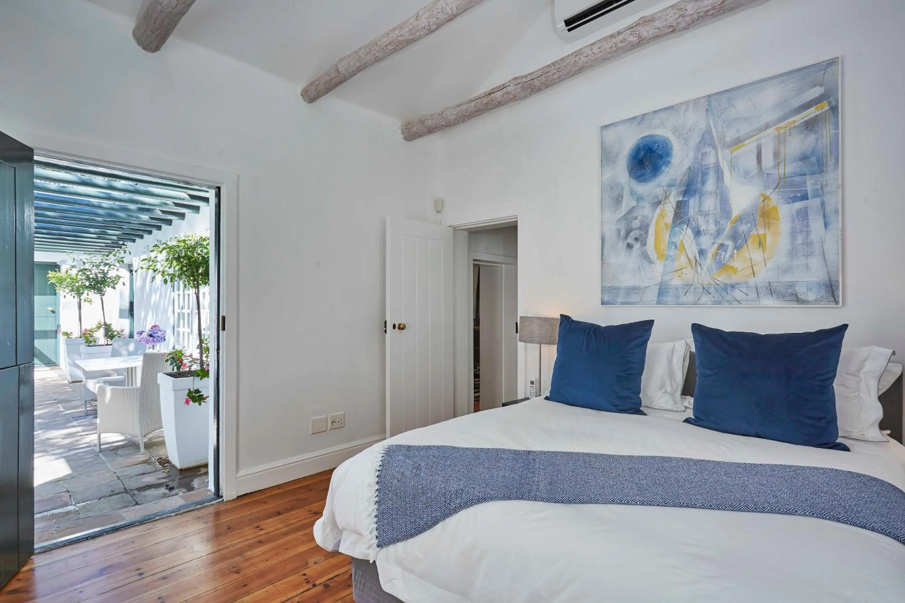 Bedroom, Bed in Allèe Bleue Wine Estate