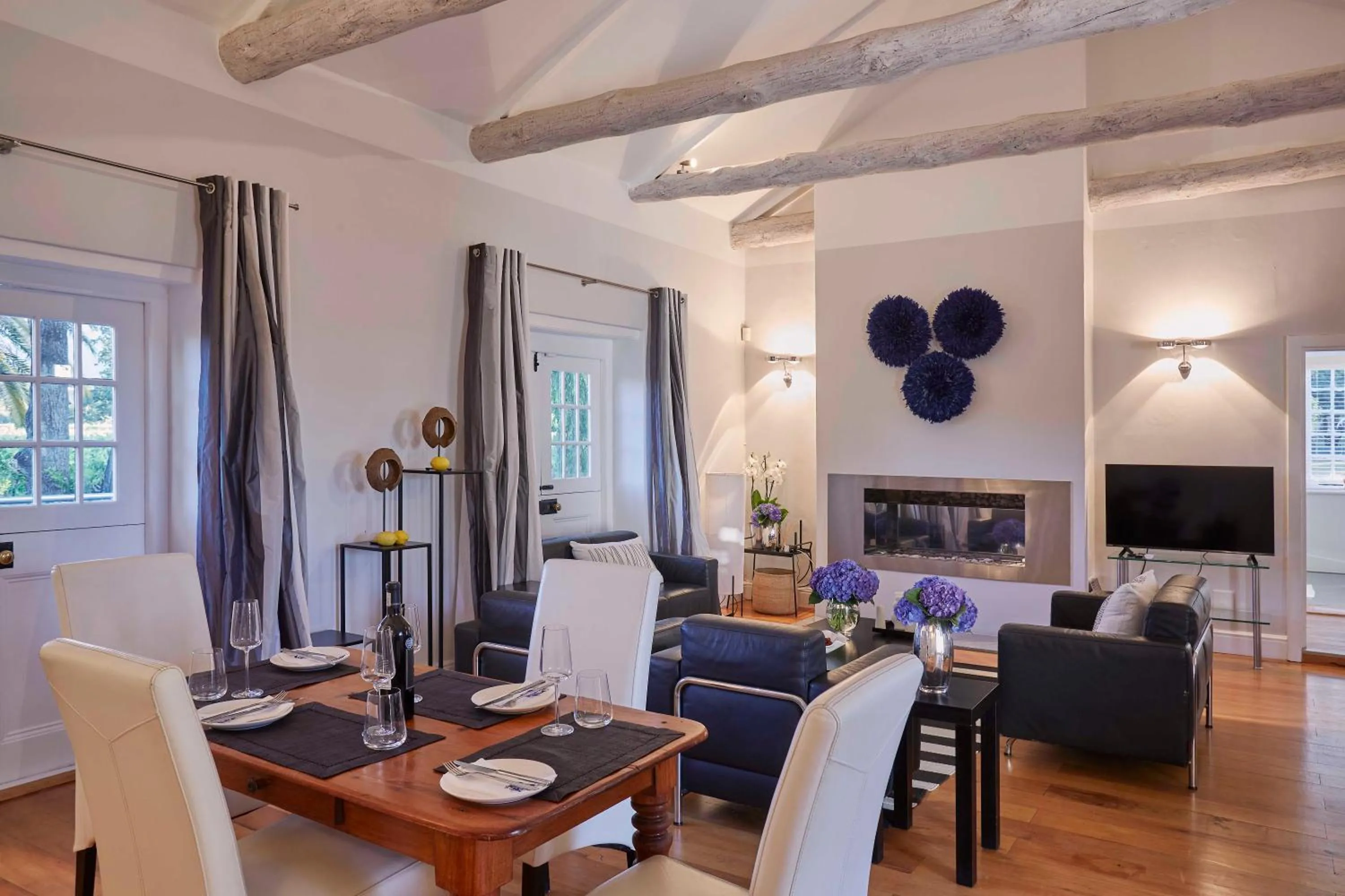 Living room in Allèe Bleue Wine Estate