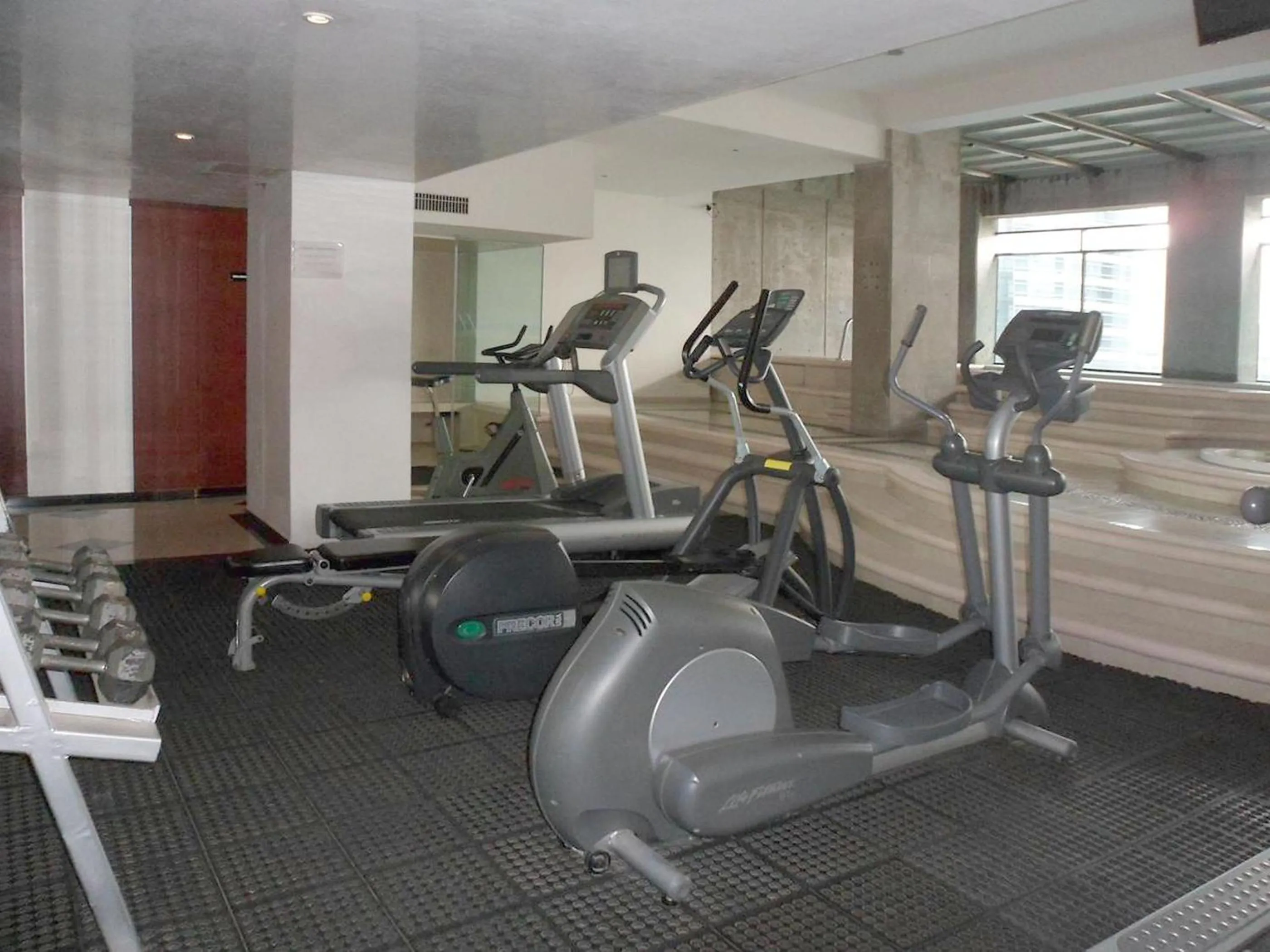 Fitness centre/facilities in Capri Reforma 410