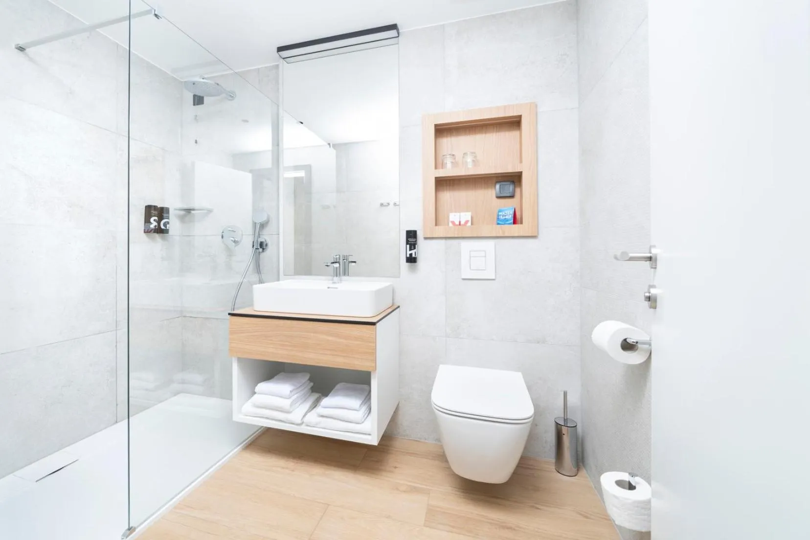 Bathroom in Hotel Pelegrin Plava Laguna