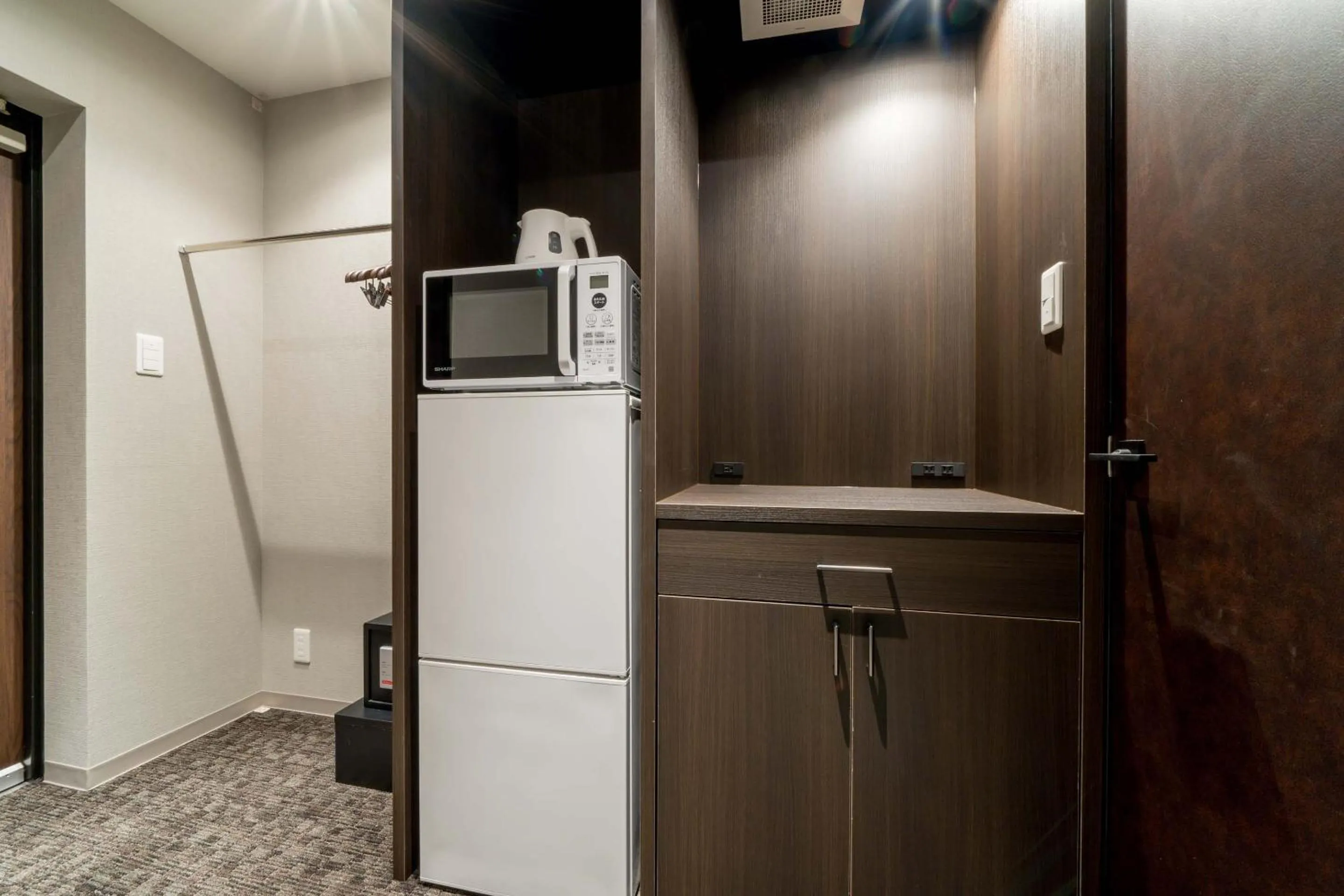 Kitchen or kitchenette in RESI STAY GIONDO KYOTO Higashiyama Sanjo