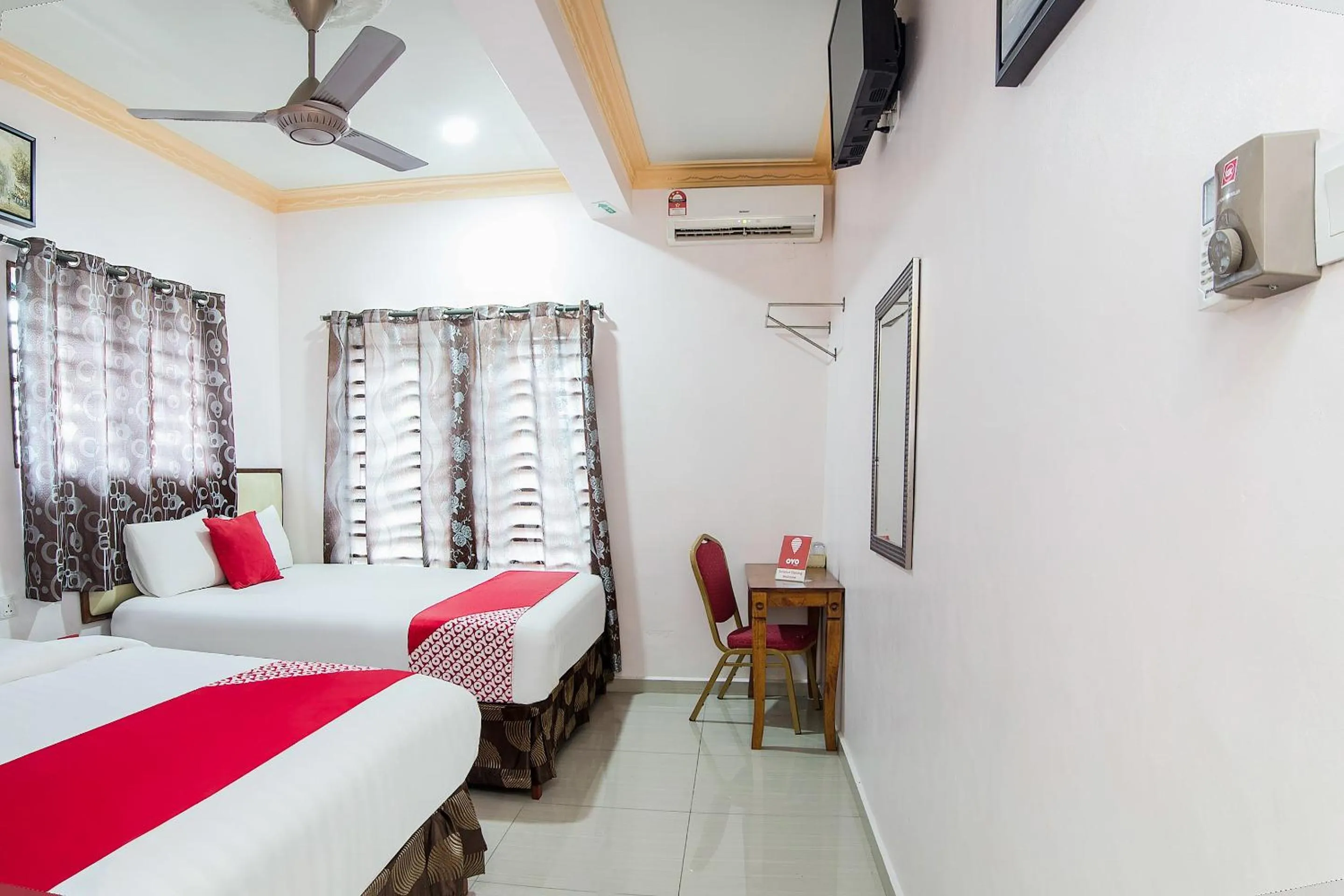 Bedroom, Bed in Hotel O SMC Alam Avenue