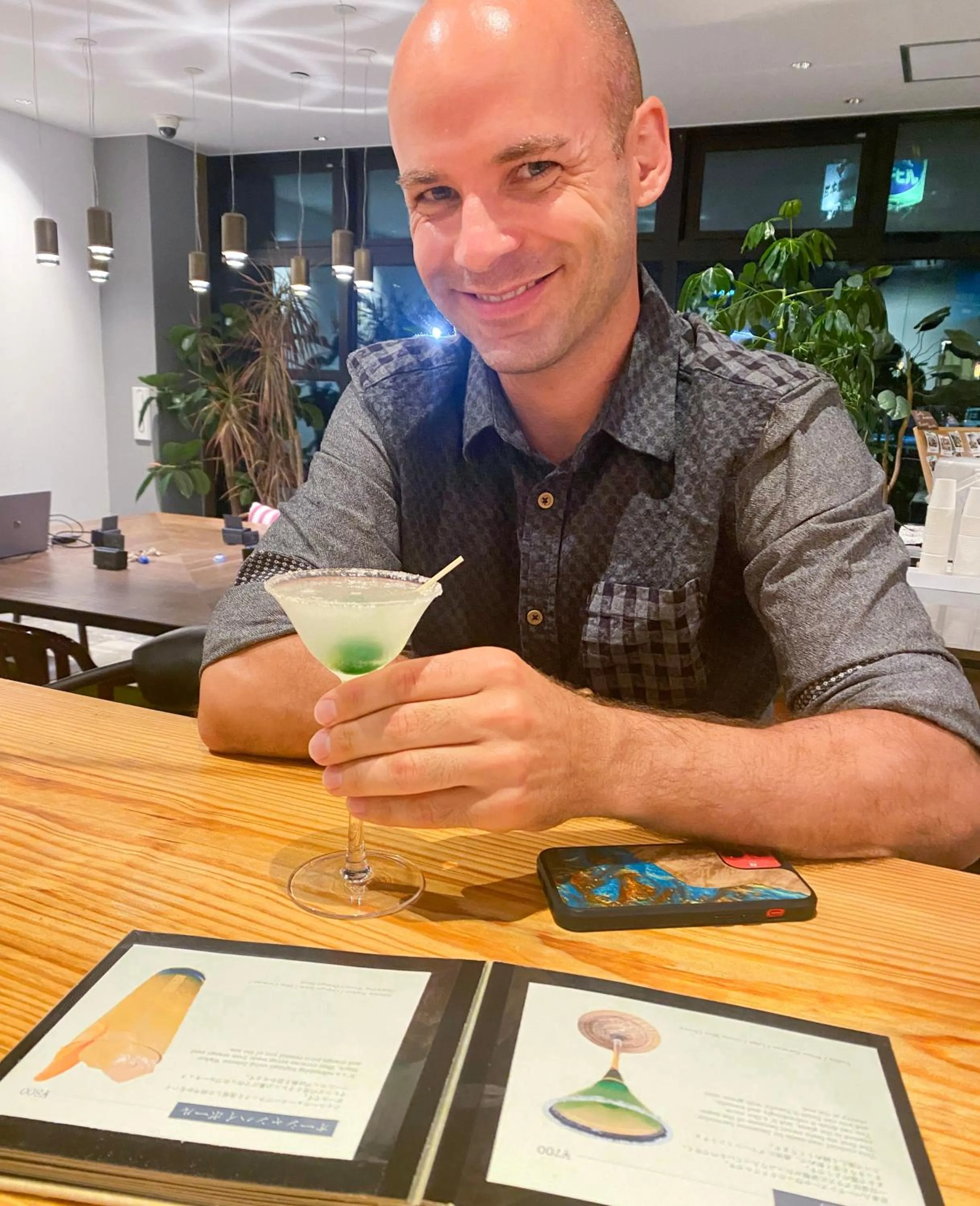 Lounge or bar in Drop Inn Tottori