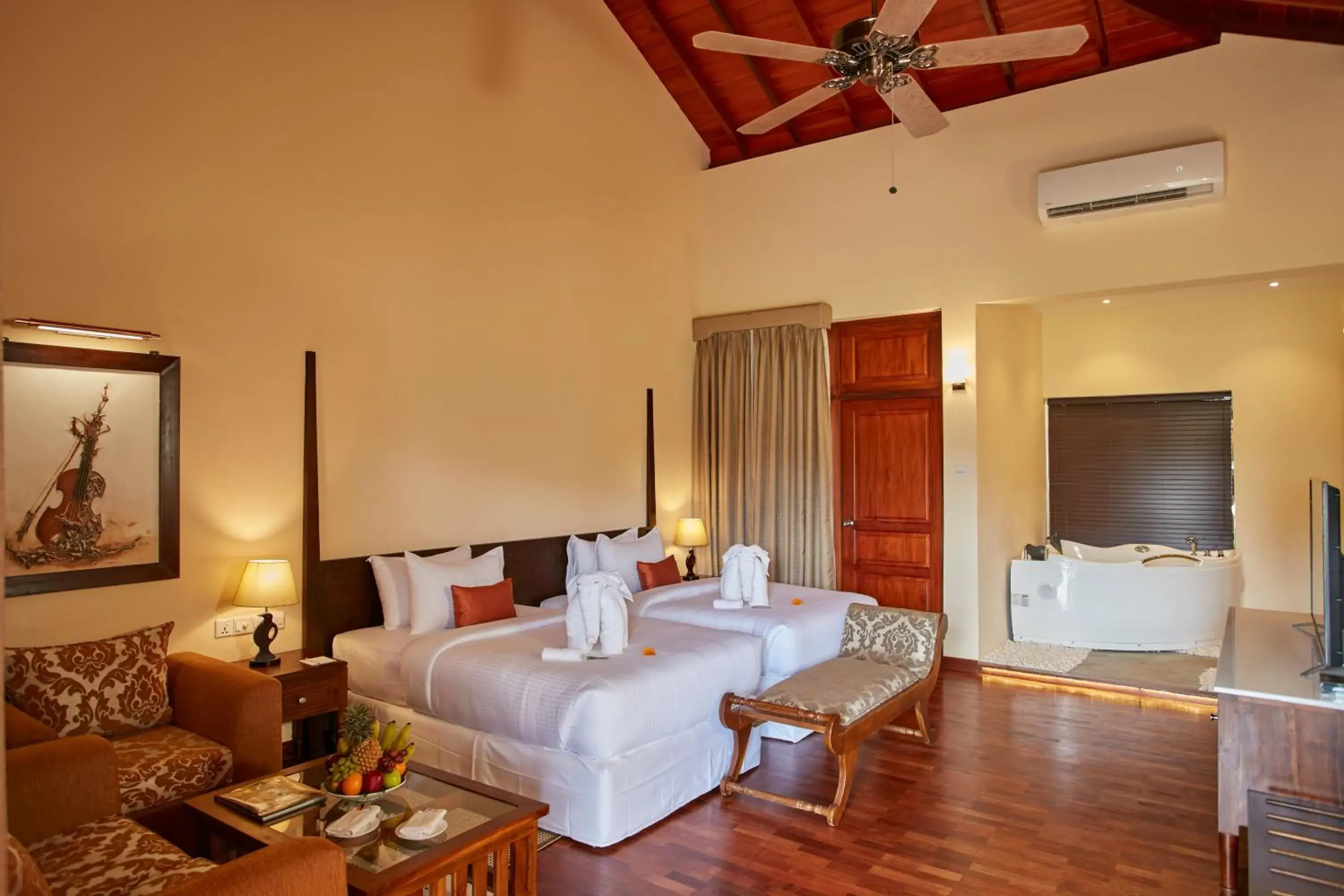 Superior Twin Deluxe Room with Spa Bath - single occupancy in Seerock The King's Domain, Boutique Hotel Superior Twin Deluxe Room with Spa Bath - single occupancy in Seerock The King's Domain, Boutique Hotel