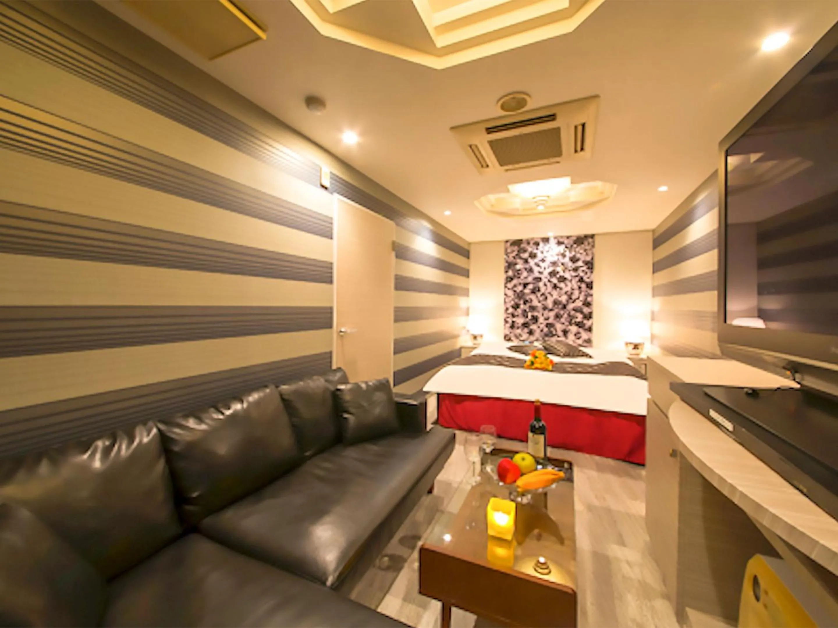 Photo of the whole room, Bed in Hotel GT Kansai International Airport - Adult Only Love Hotel -