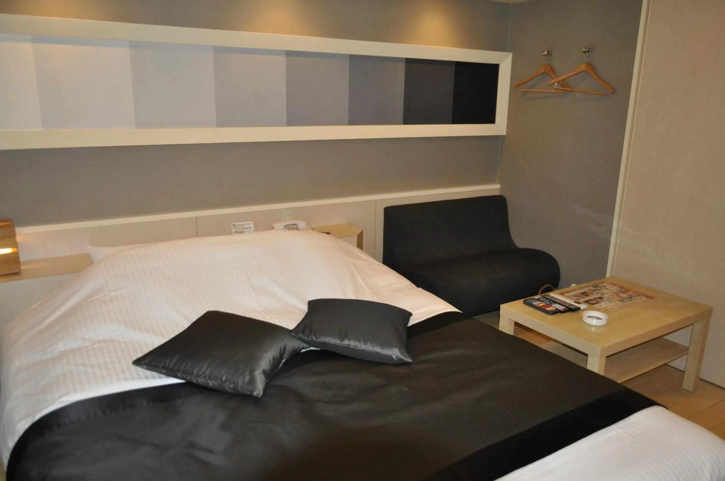 Photo of the whole room, Bed in Hotel Woo (Adults Only)