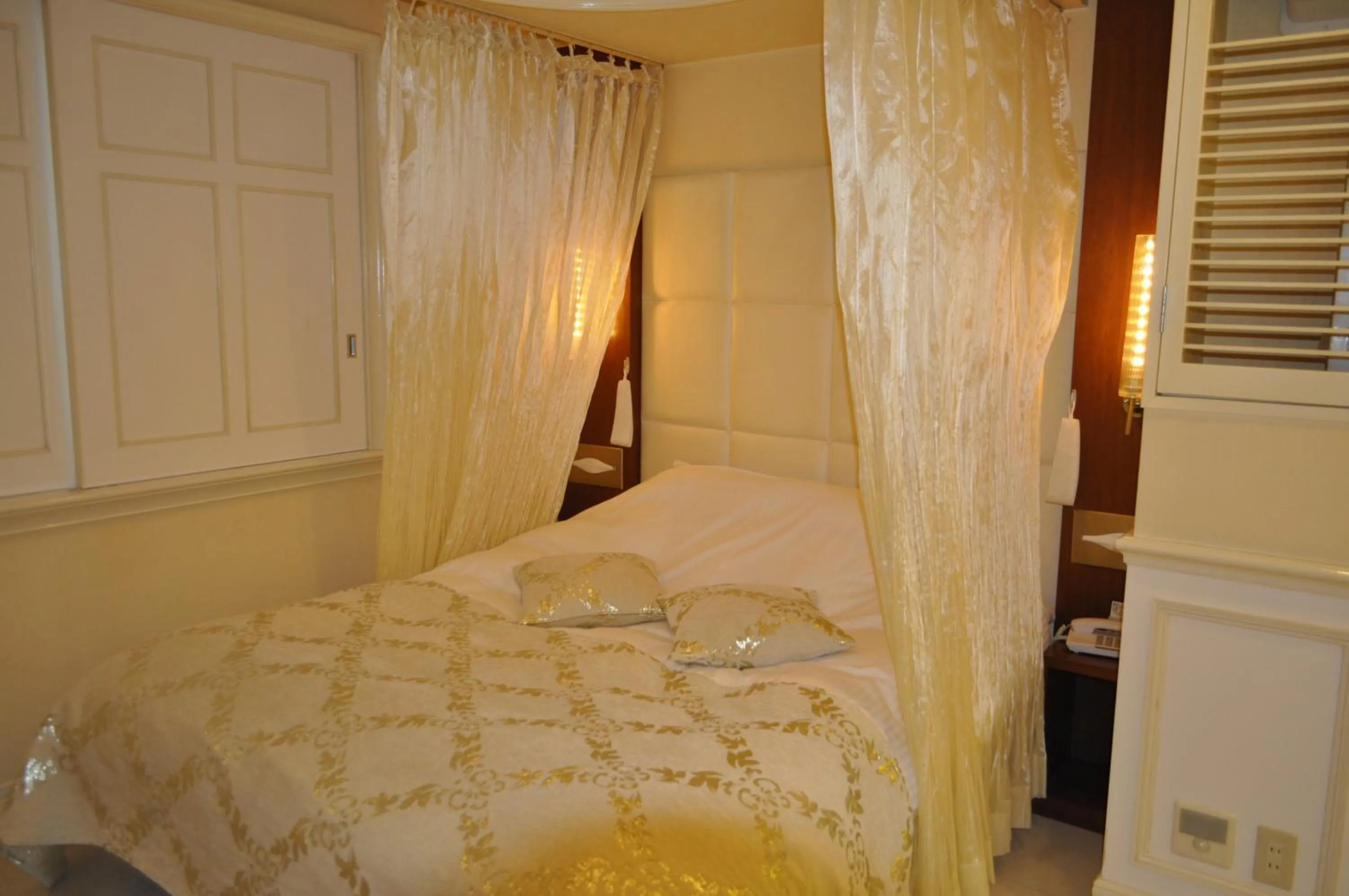 Photo of the whole room, Bed in Hotel Woo (Adults Only)