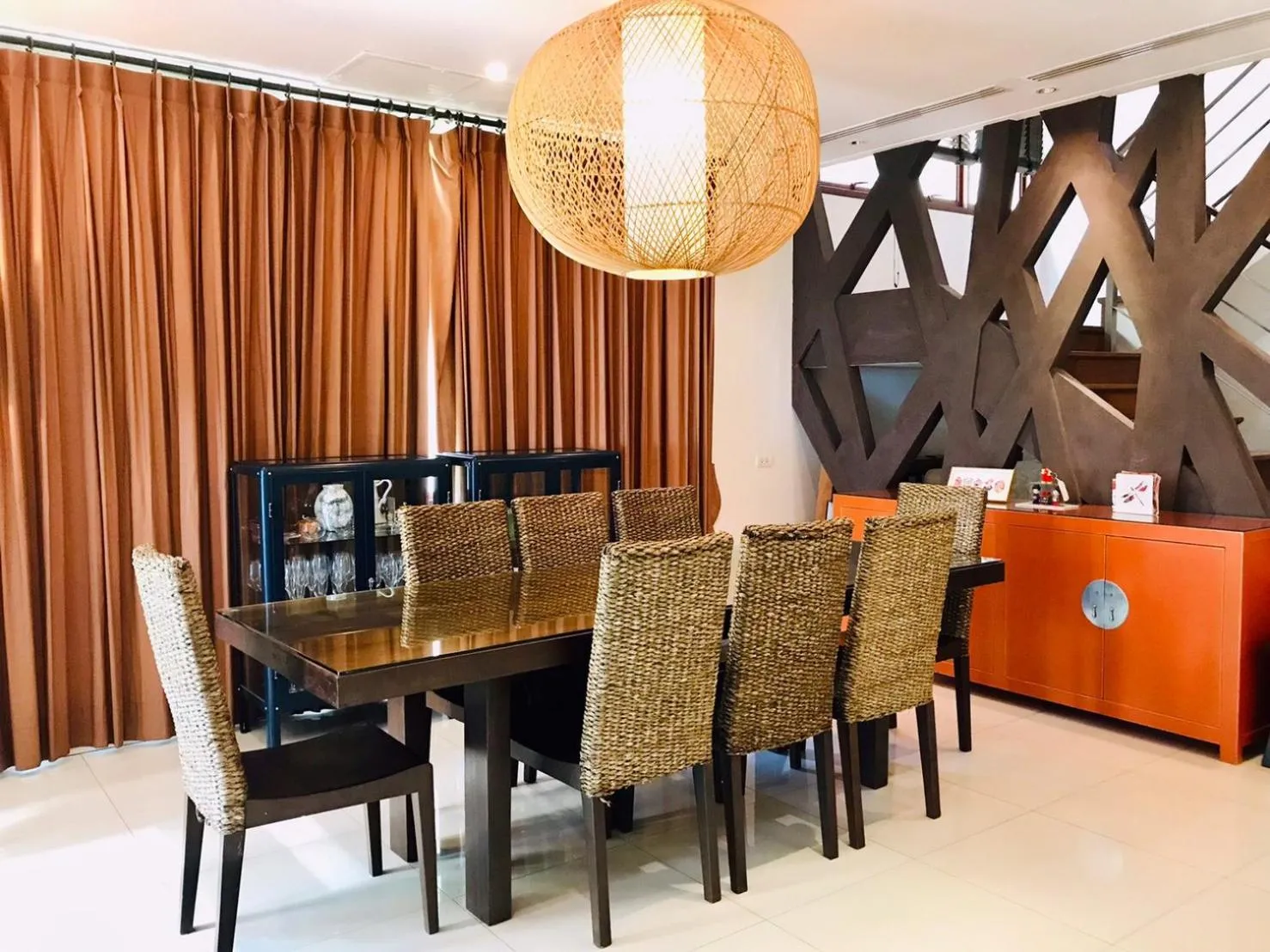 Restaurant/places to eat in Amatapura Beachfront Villa 10 , SHA Certified