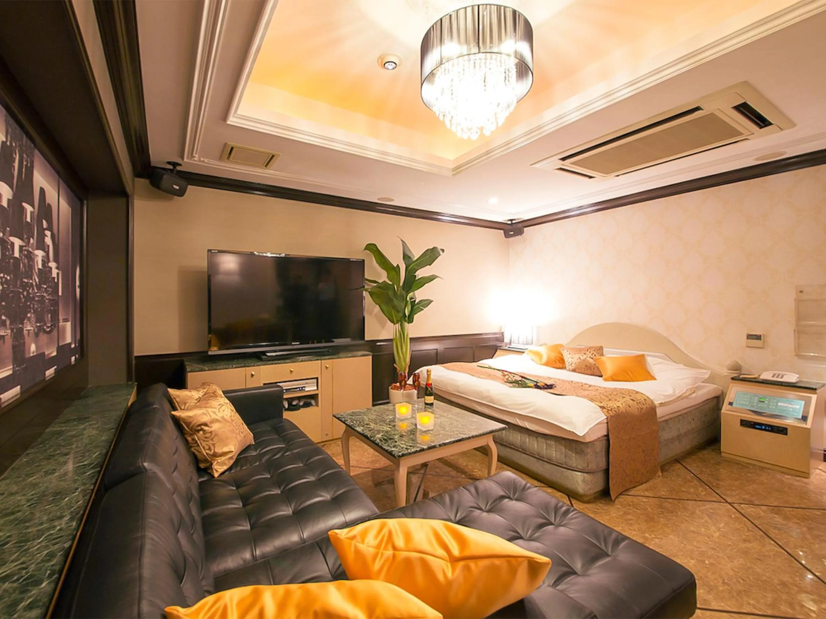 Photo of the whole room, Bed in Hotel Rocco - Adult Only Love Hotel -