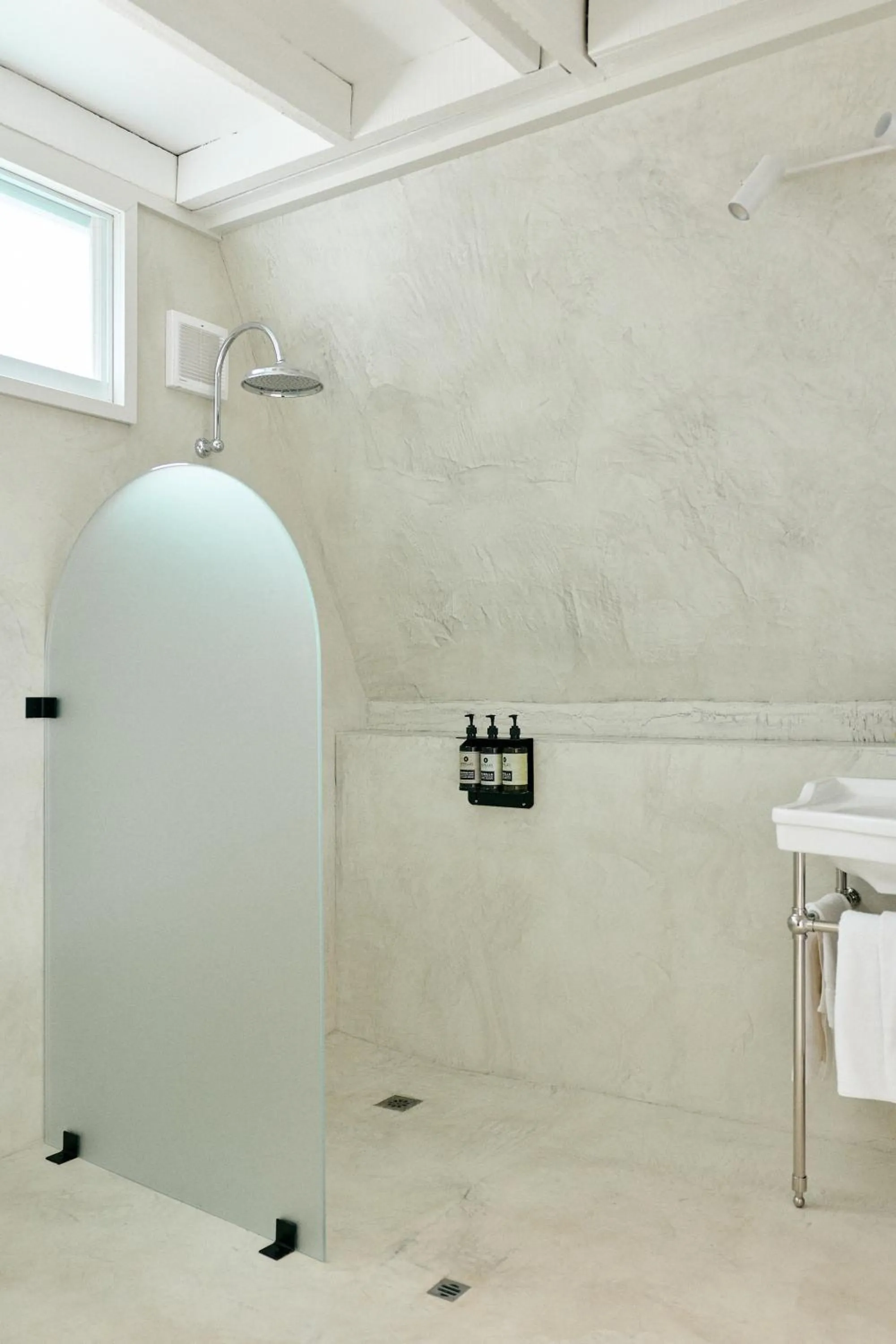 Esperance Chalet Village