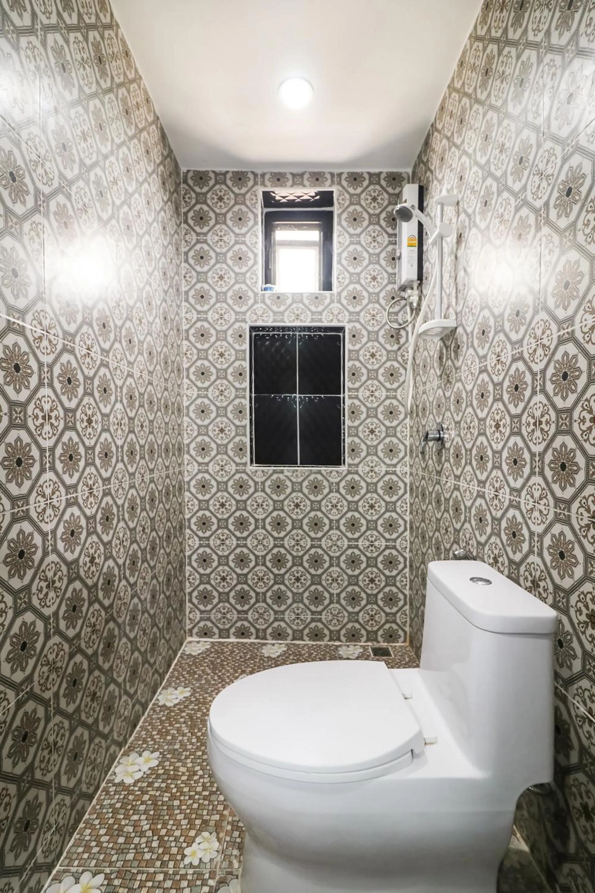 Bathroom in P' Private Resort Cha Am