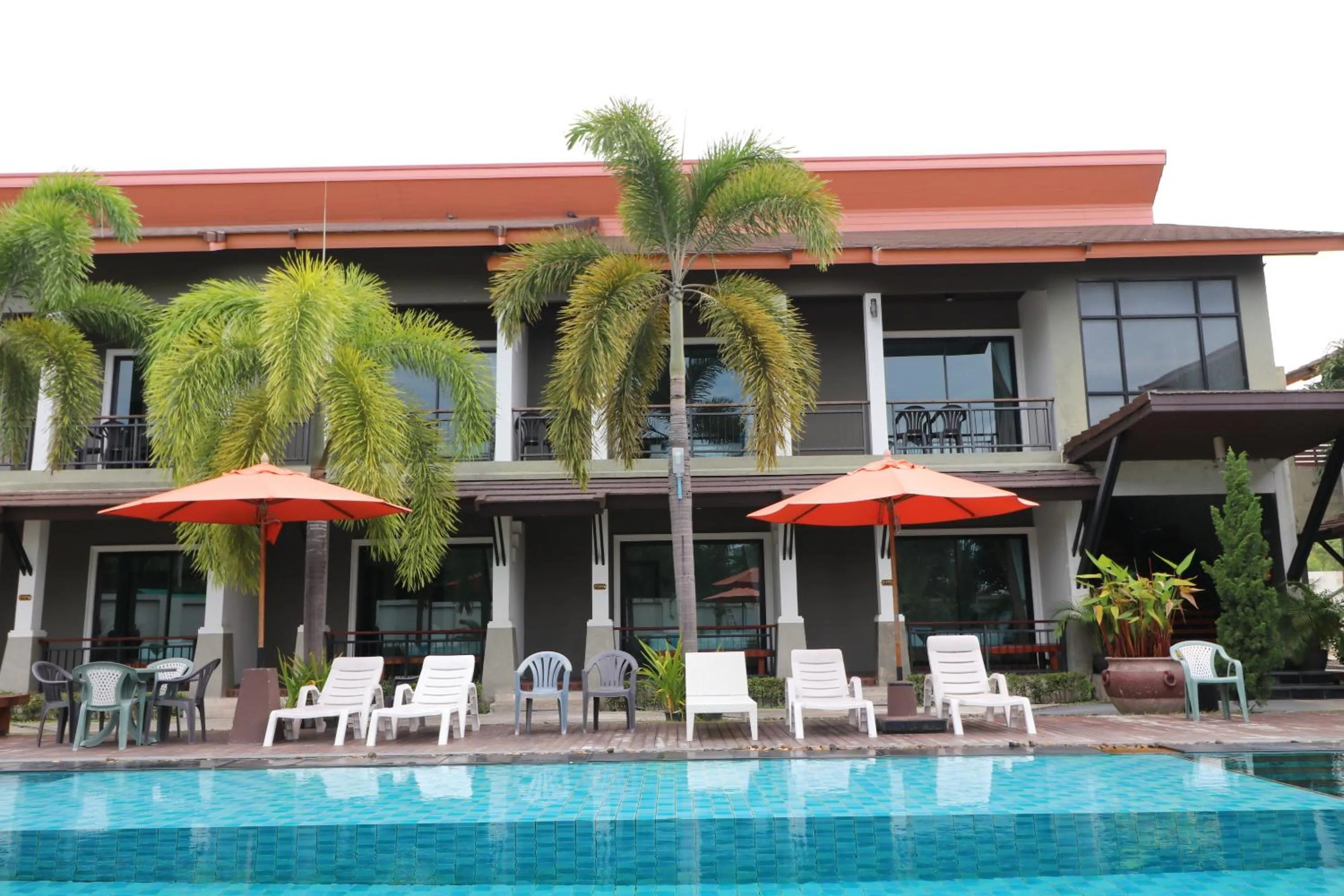 Swimming pool in P' Private Resort Cha Am