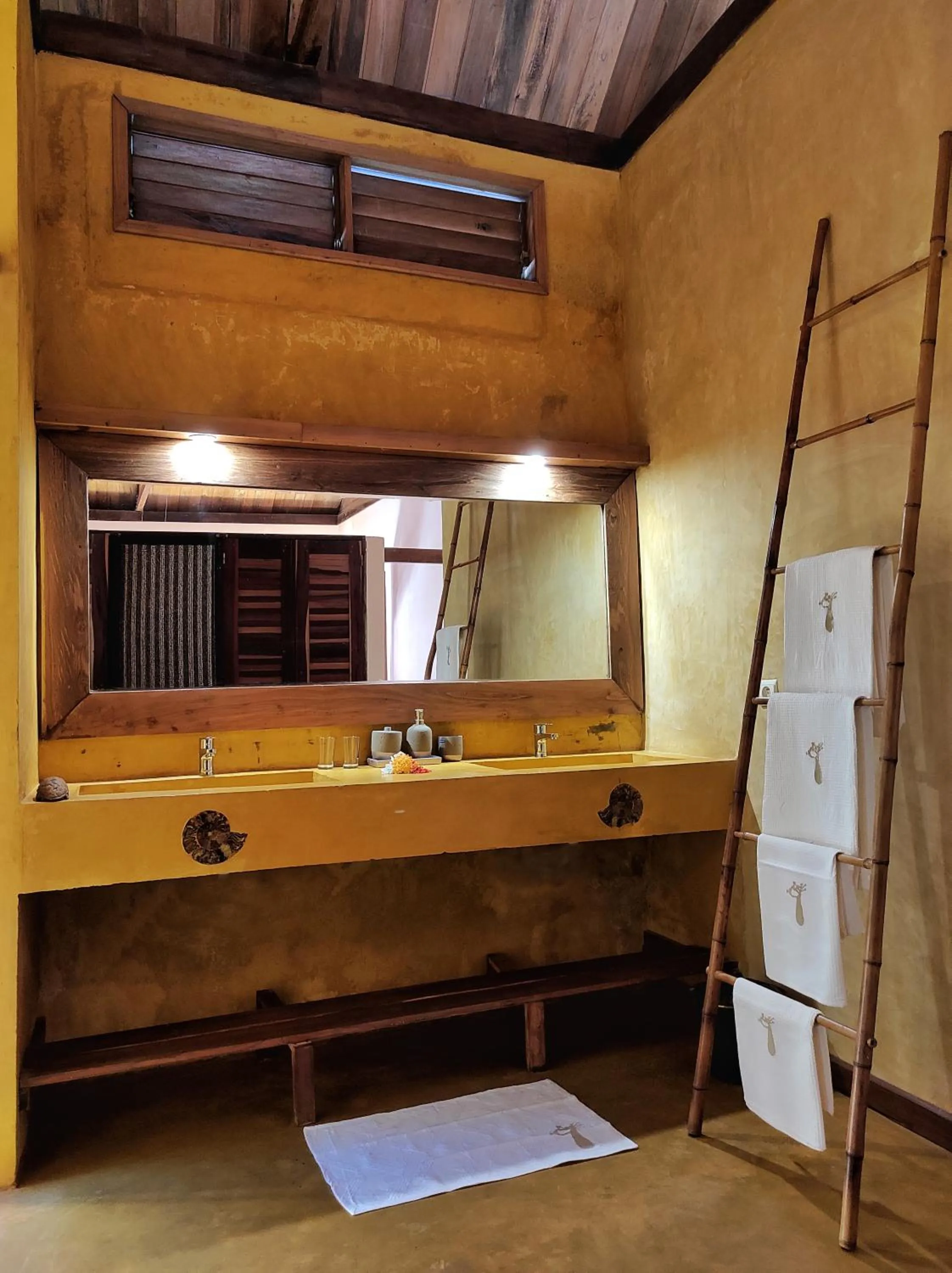 Bathroom in Eden Lodge