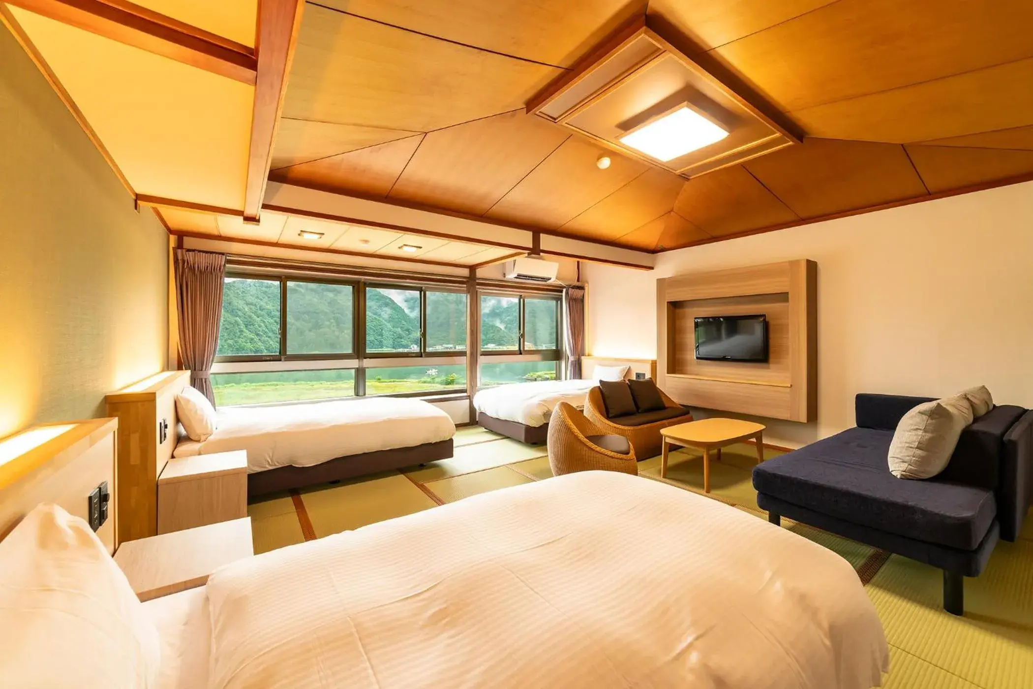 Superior Japanese-Style Triple Beds(River Side) - Non-Smoking - Shared Bathroom in Ooedo Onsen Monogatari Premium Kinosaki Superior Japanese-Style Triple Beds(River Side) - Non-Smoking - Shared Bathroom in Ooedo Onsen Monogatari Premium Kinosaki