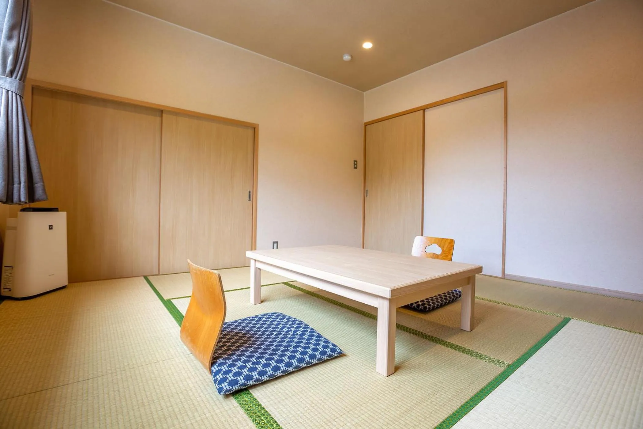 Photo of the whole room, Bed in Ooedo Onsen Monogatari Premium Kinosaki